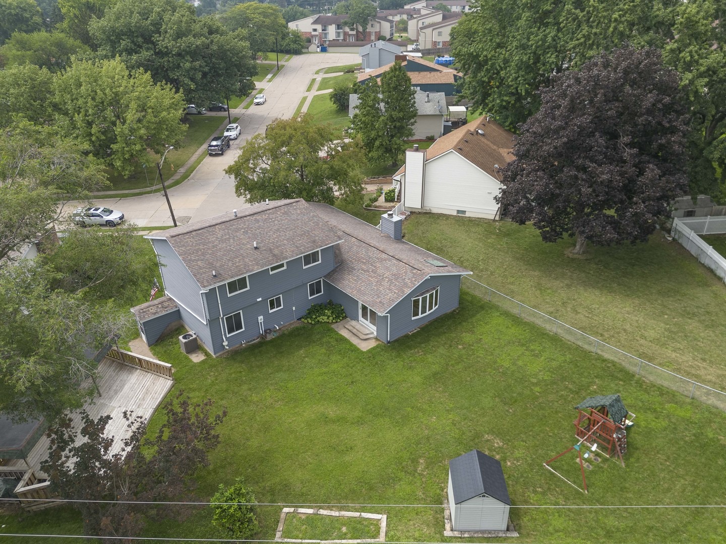 34th Street Ct, Davenport, IA 52807