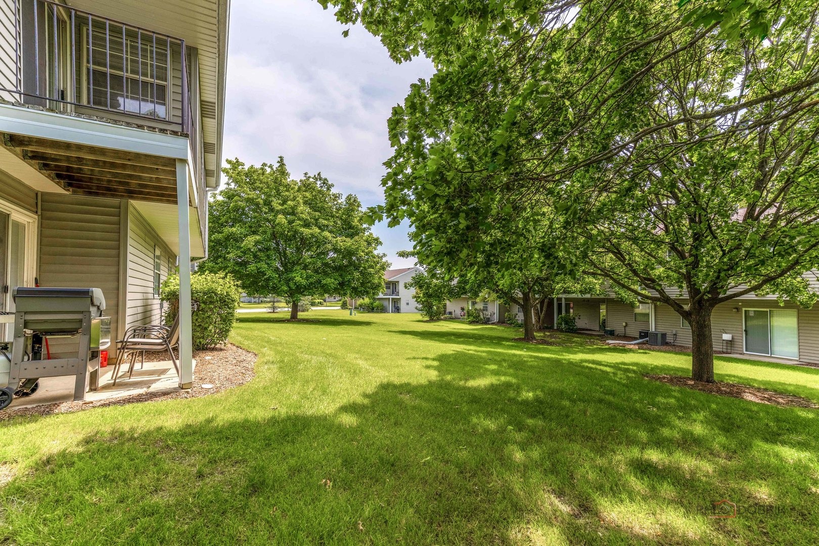 Shag Bark Ln, Streamwood, IL 60107 #1