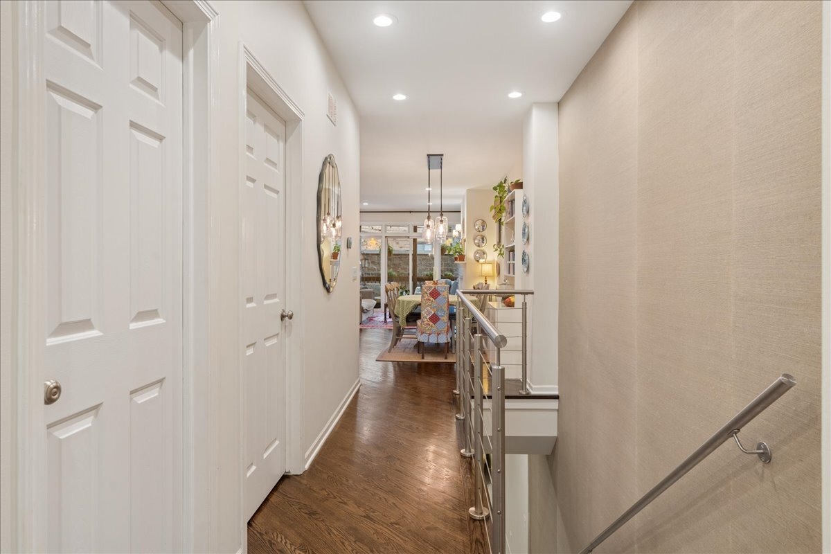 Wrightwood Ave, Chicago, IL 60614