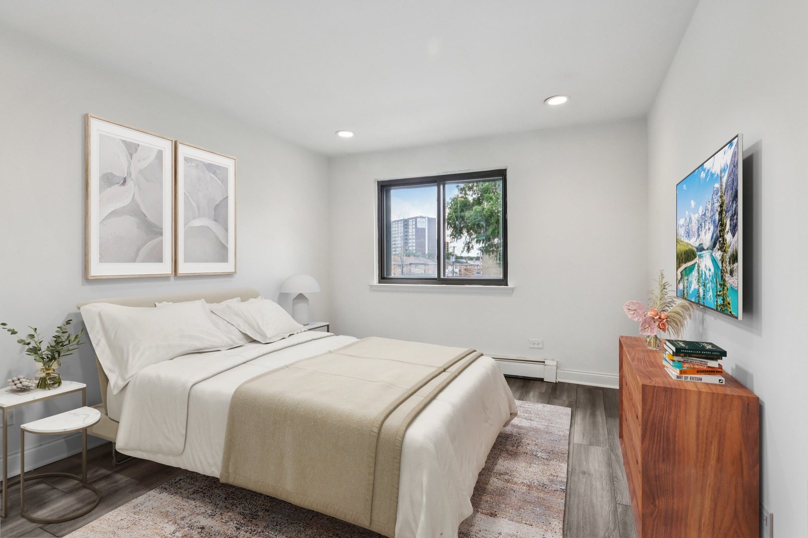 Chester Ave, Chicago, IL 60656 #1