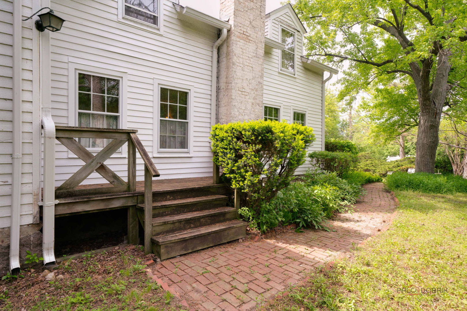 Saint Marys Rd, Libertyville, IL 60048
