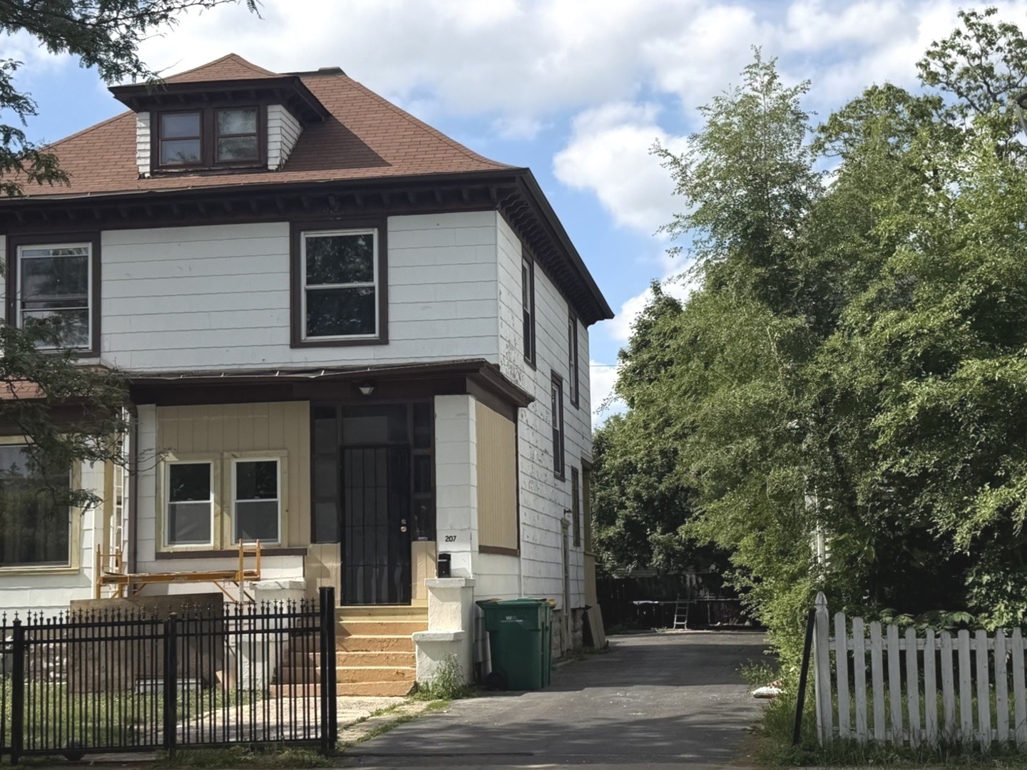2nd Ave, Joliet, IL 60433 #1