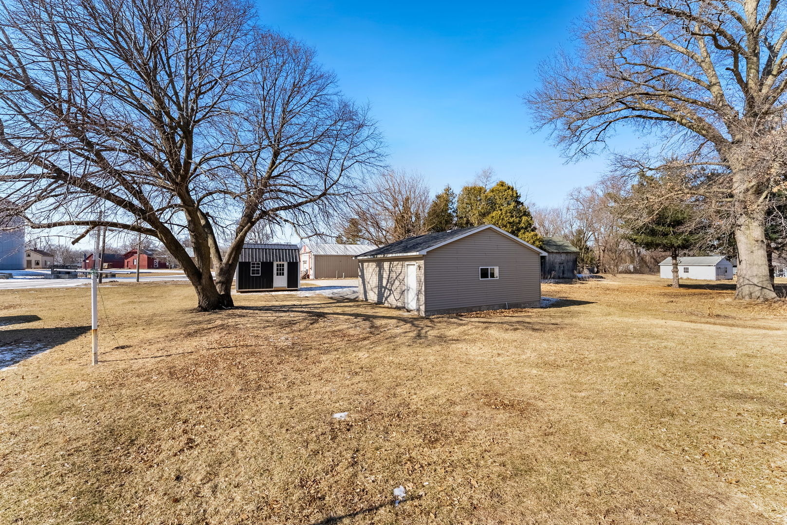 Ridge St, Cambridge, IL 61238 #1
