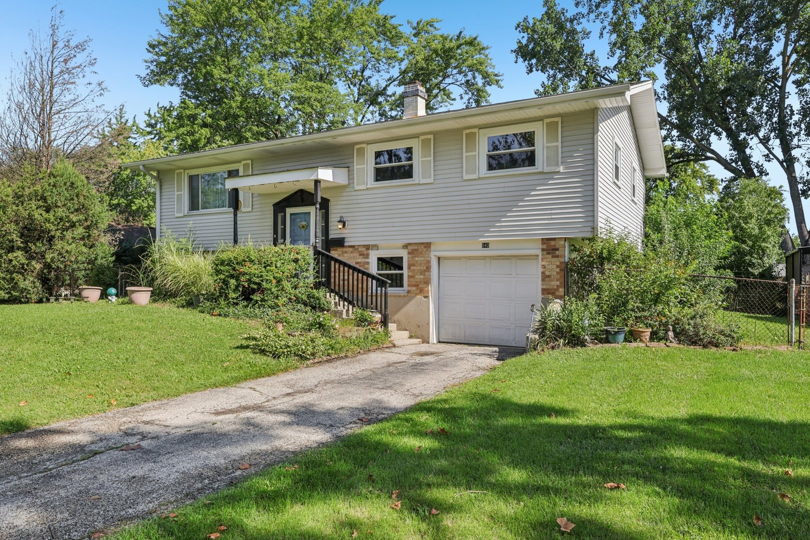 Jamison Ln, Hoffman Estates, IL 60169 #1