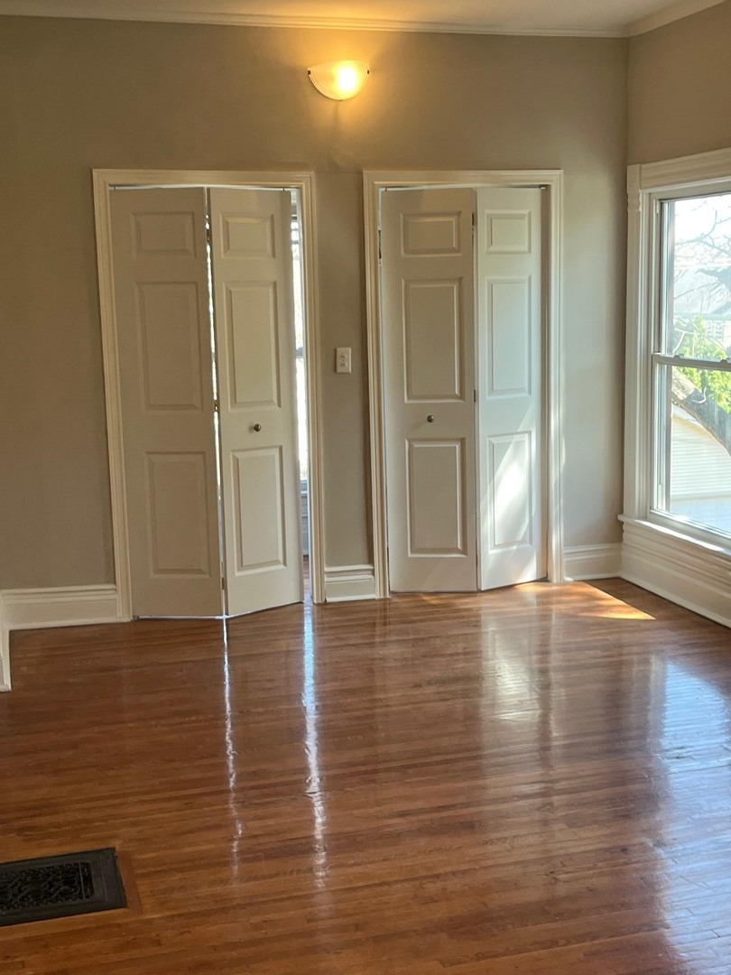7th Ave, LA Grange, IL 60525