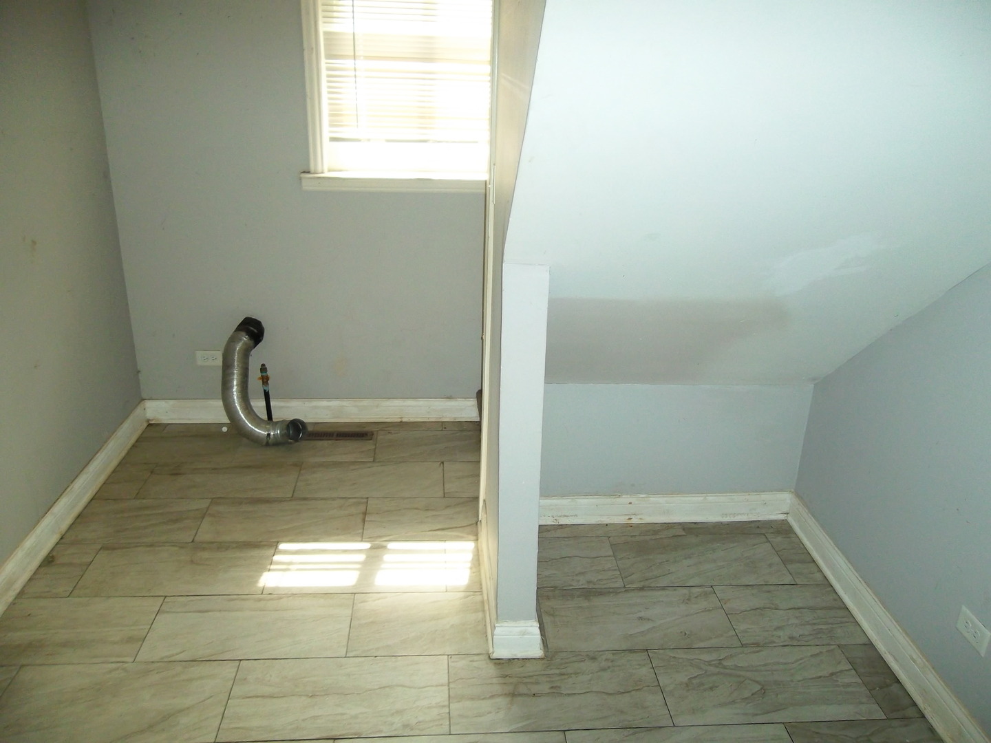 Claire Blvd, Robbins, IL 60472 #1