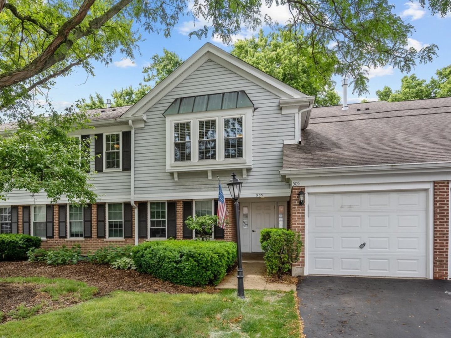 Green Bridge Ln, Prospect Heights, IL 60070