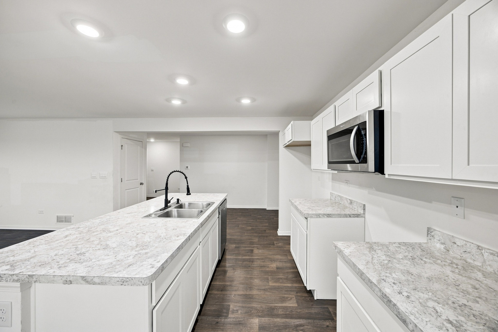 Violet Ln, Joliet, IL 60431