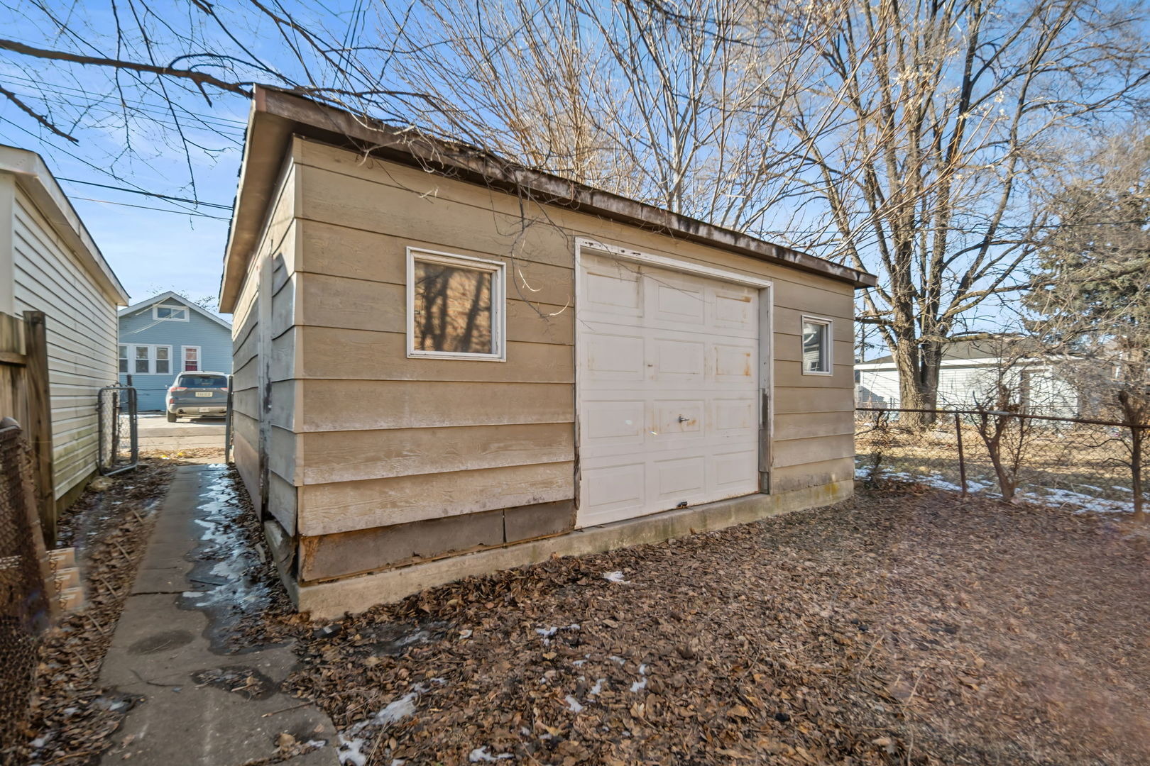 LA Salle St, Chicago, IL 60628 #1