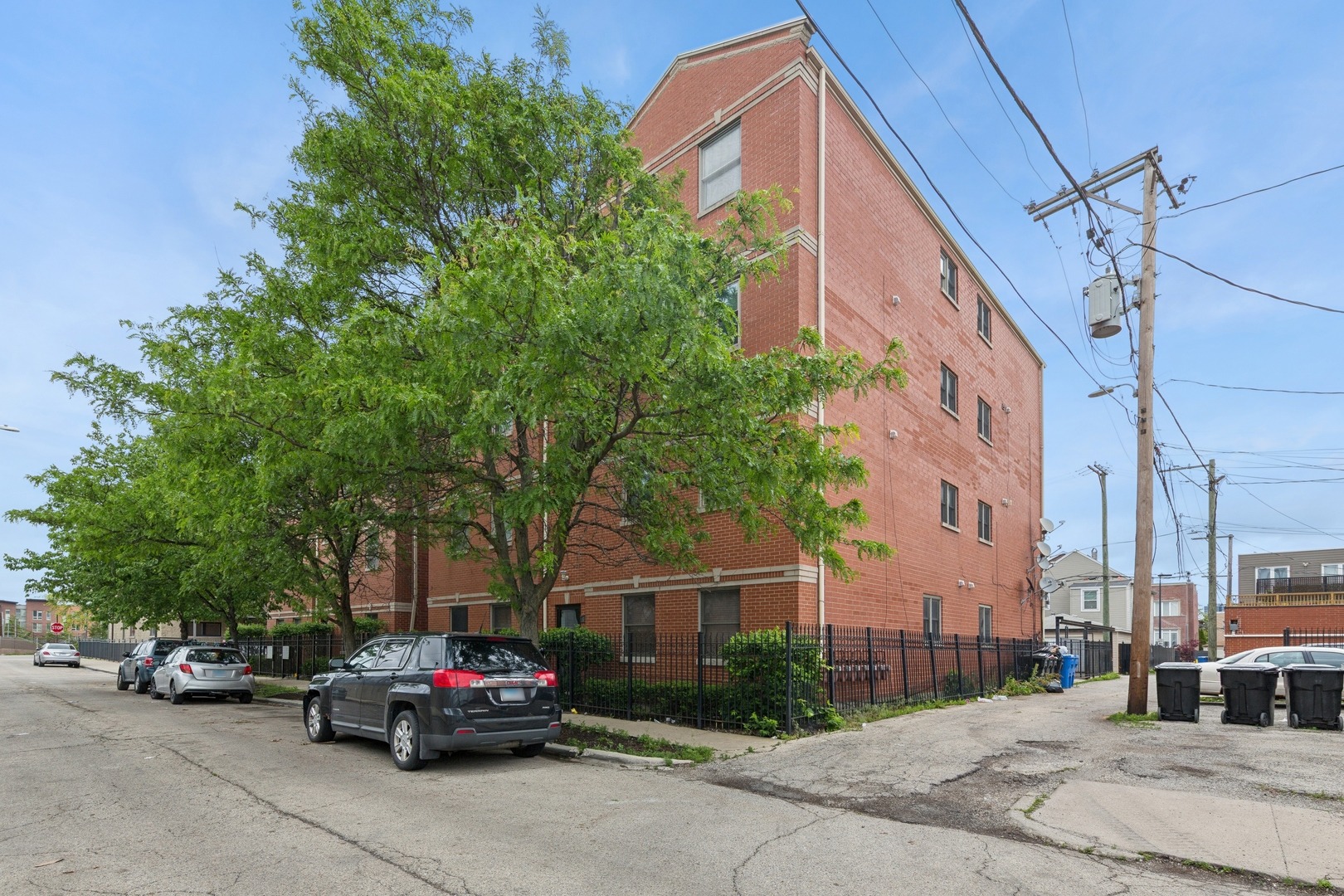 Maplewood Ave, Chicago, IL 60612 #1