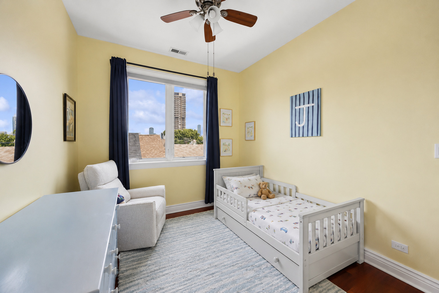 Miller St, Chicago, IL 60607 #1