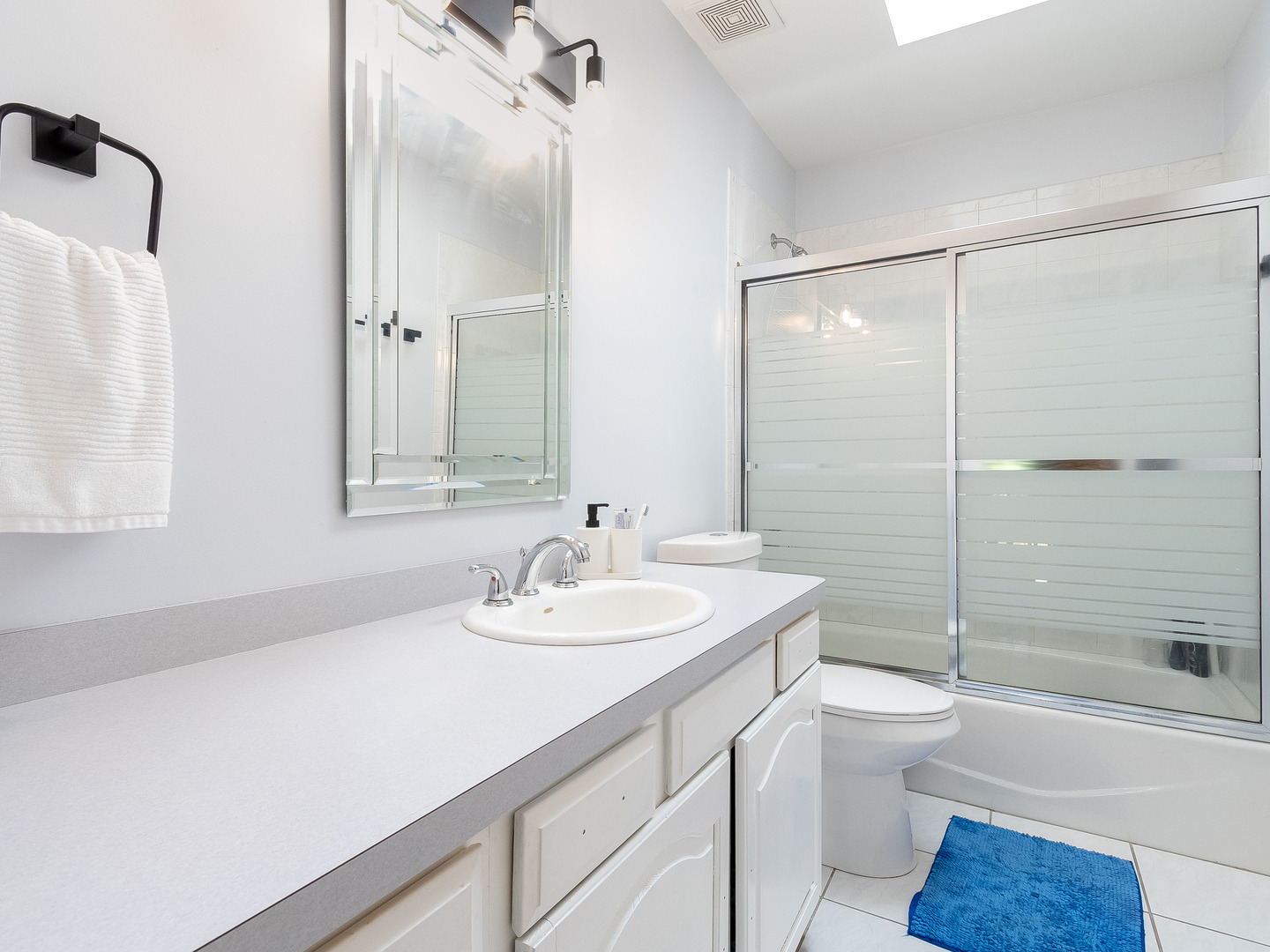 Naples Ln, Woodridge, IL 60517 #1