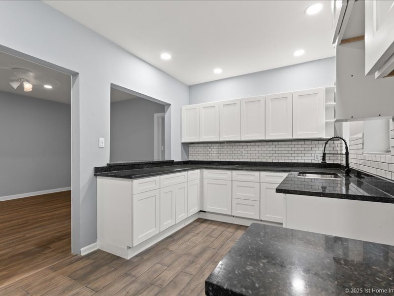 Bennett Ave, Chicago, IL 60649 #1