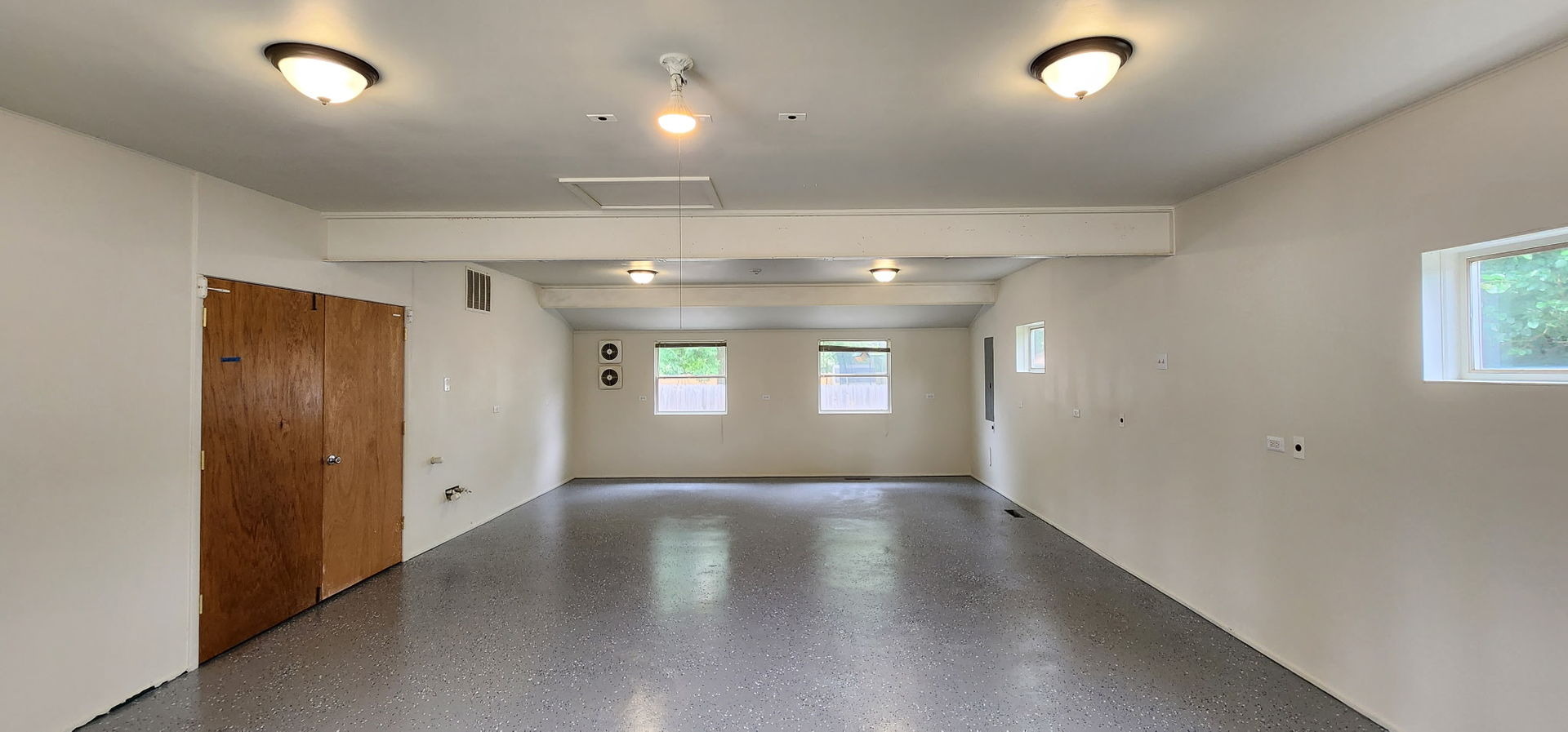 Catherine Ave, Countryside, IL 60525