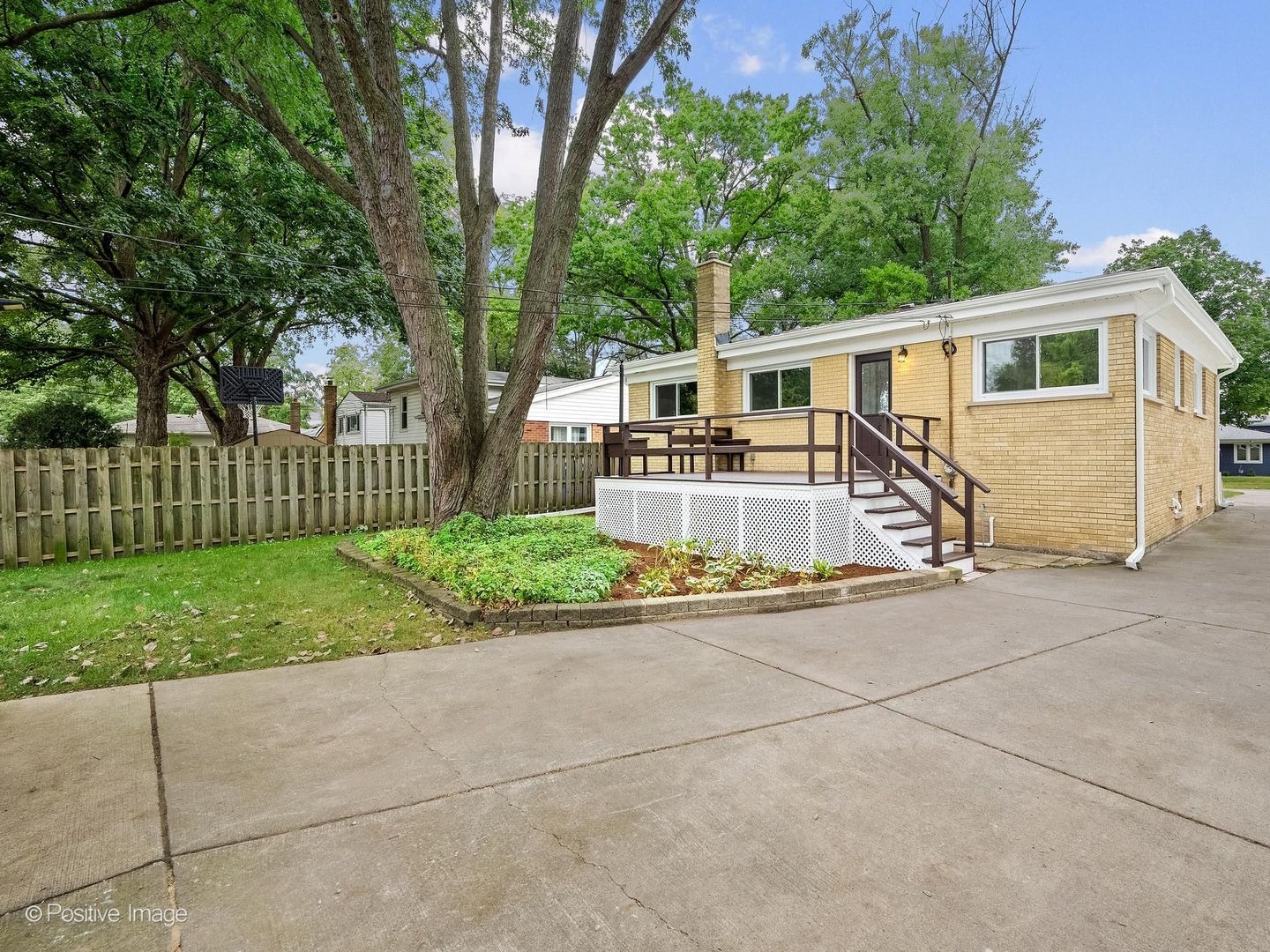 Dawes Ave, Glen Ellyn, IL 60137 #1