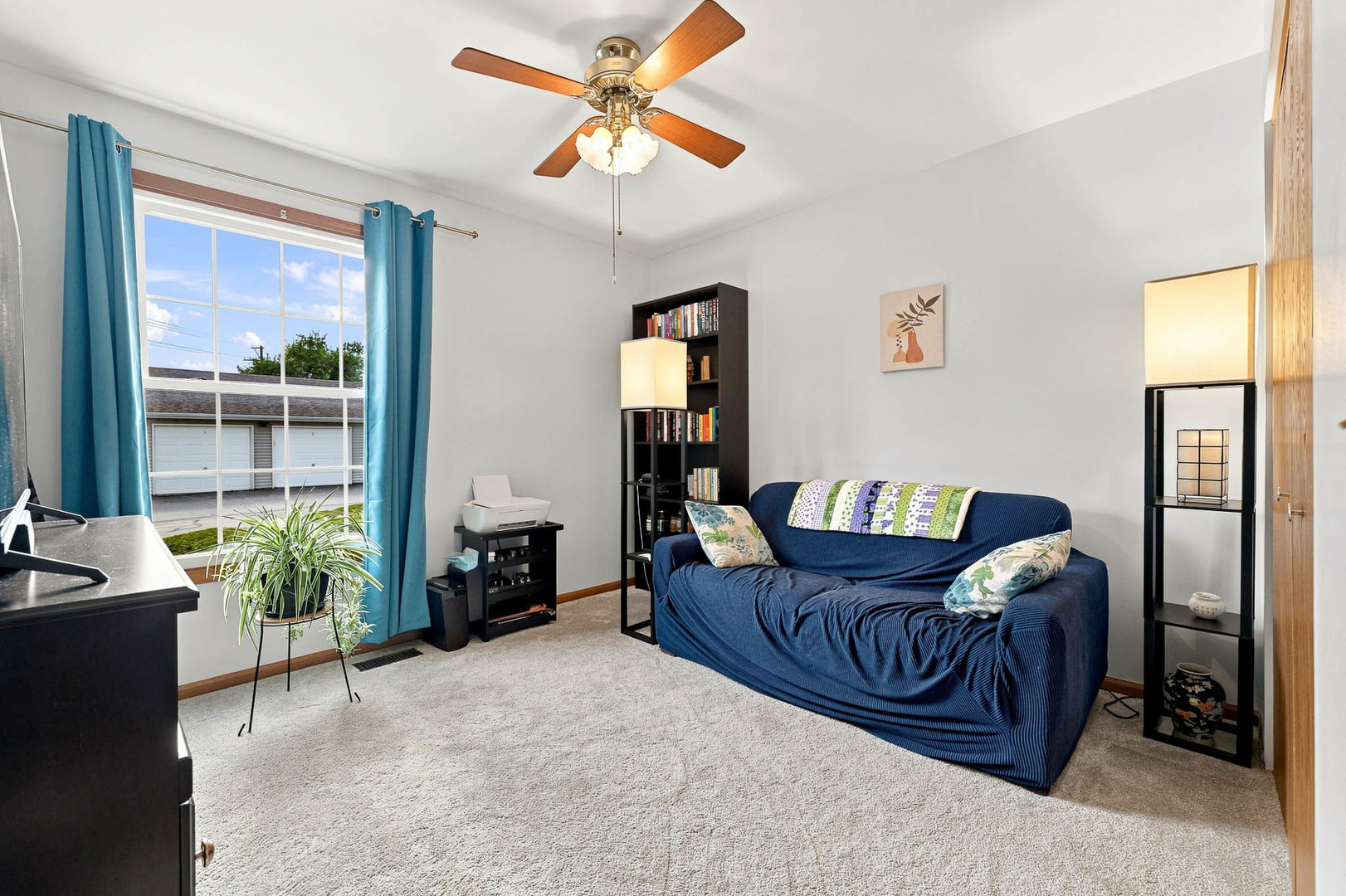 Airlite St, Elgin, IL 60123 #1