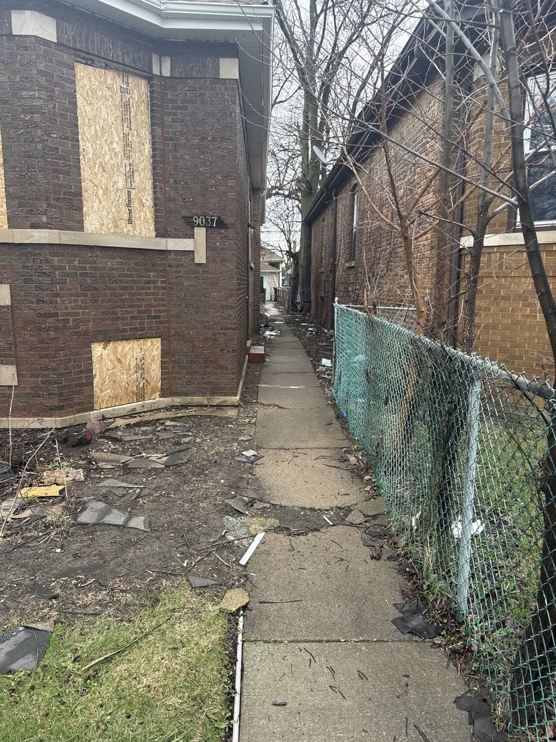 Ada St, Chicago, IL 60620 #1