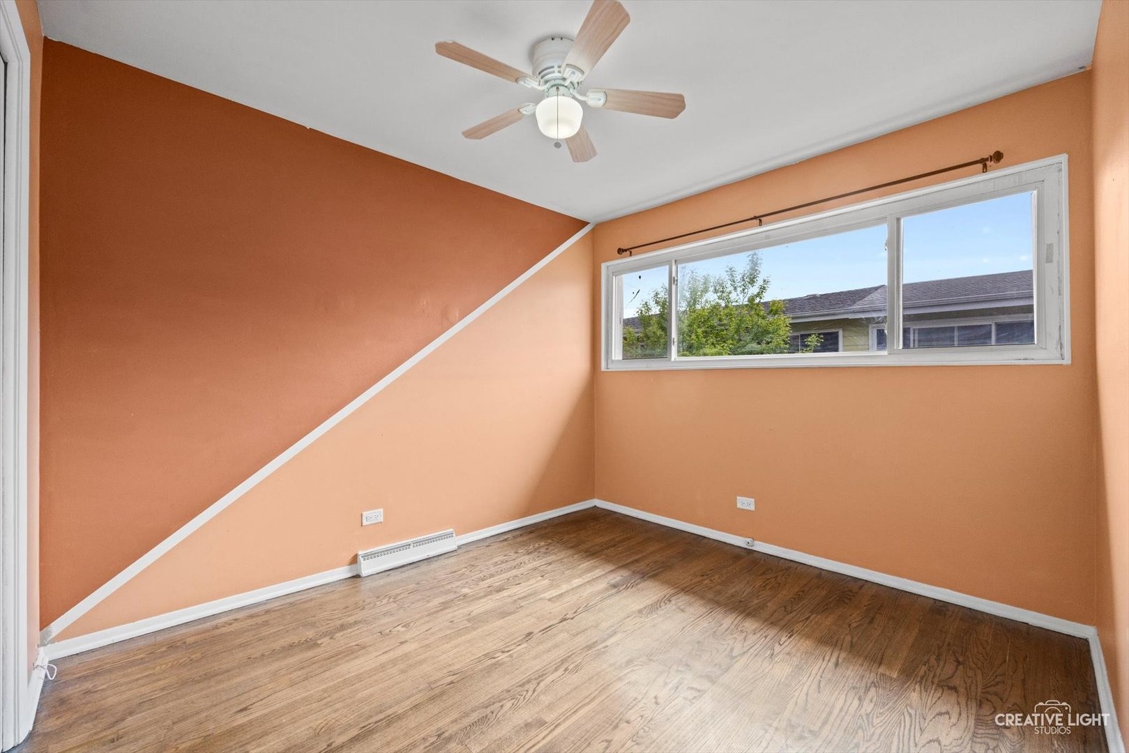 Lyons St, Niles, IL 60714