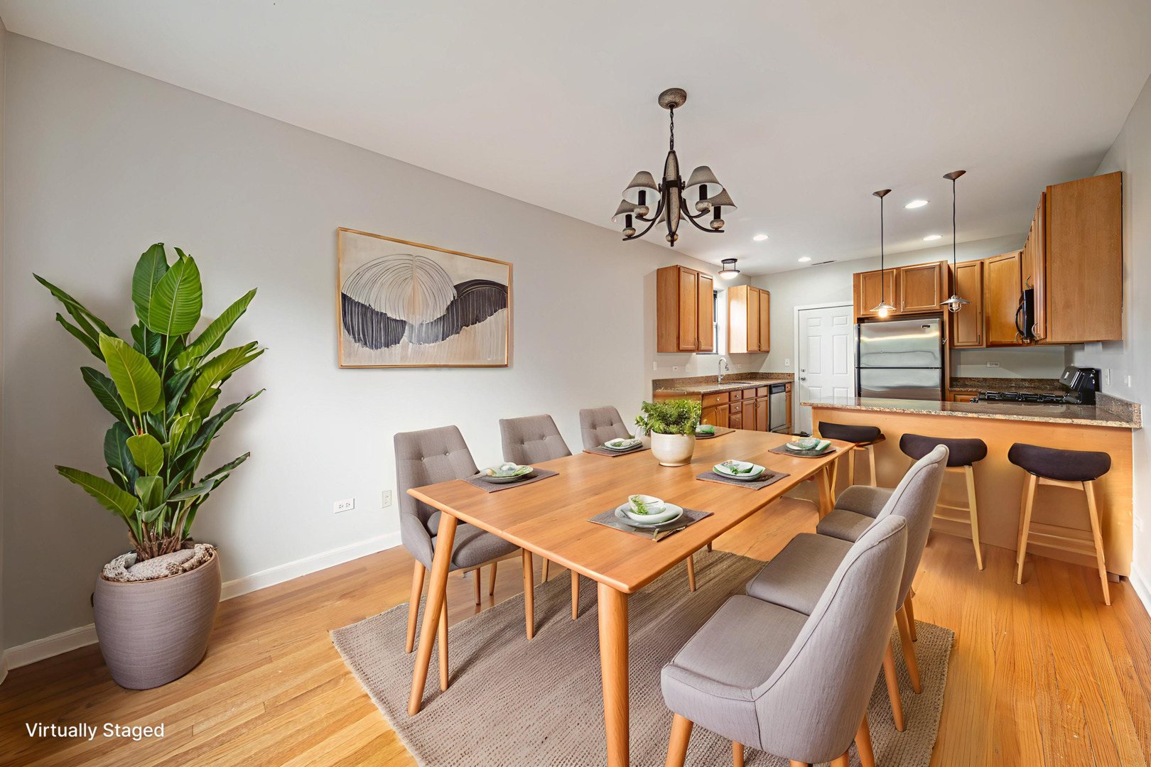 Lakewood Ave, Chicago, IL 60626 #1