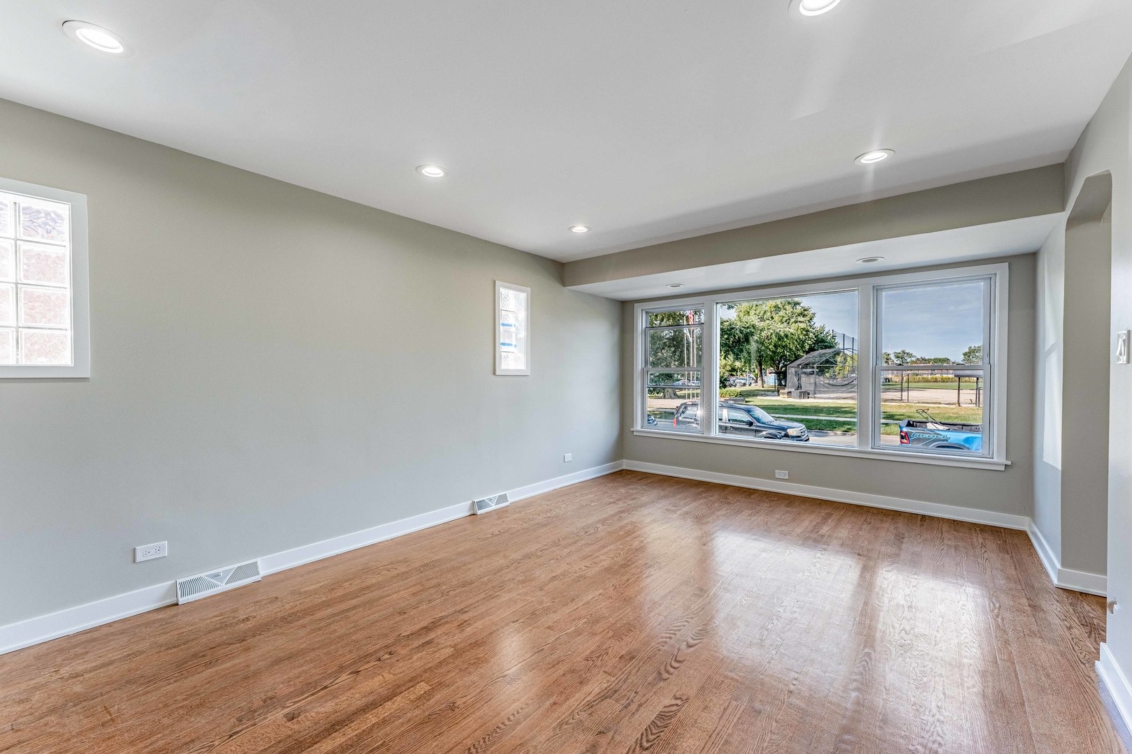 Kilbourn Ave, Chicago, IL 60629