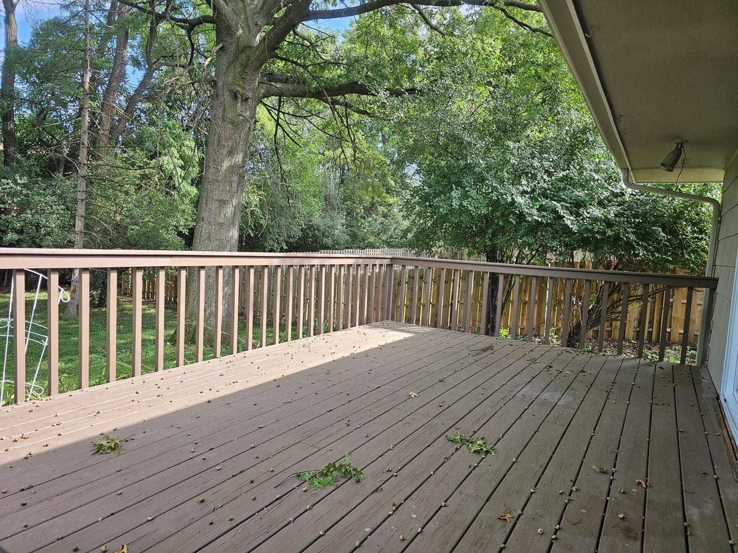 Dawn Ave, Rockford, IL 61107