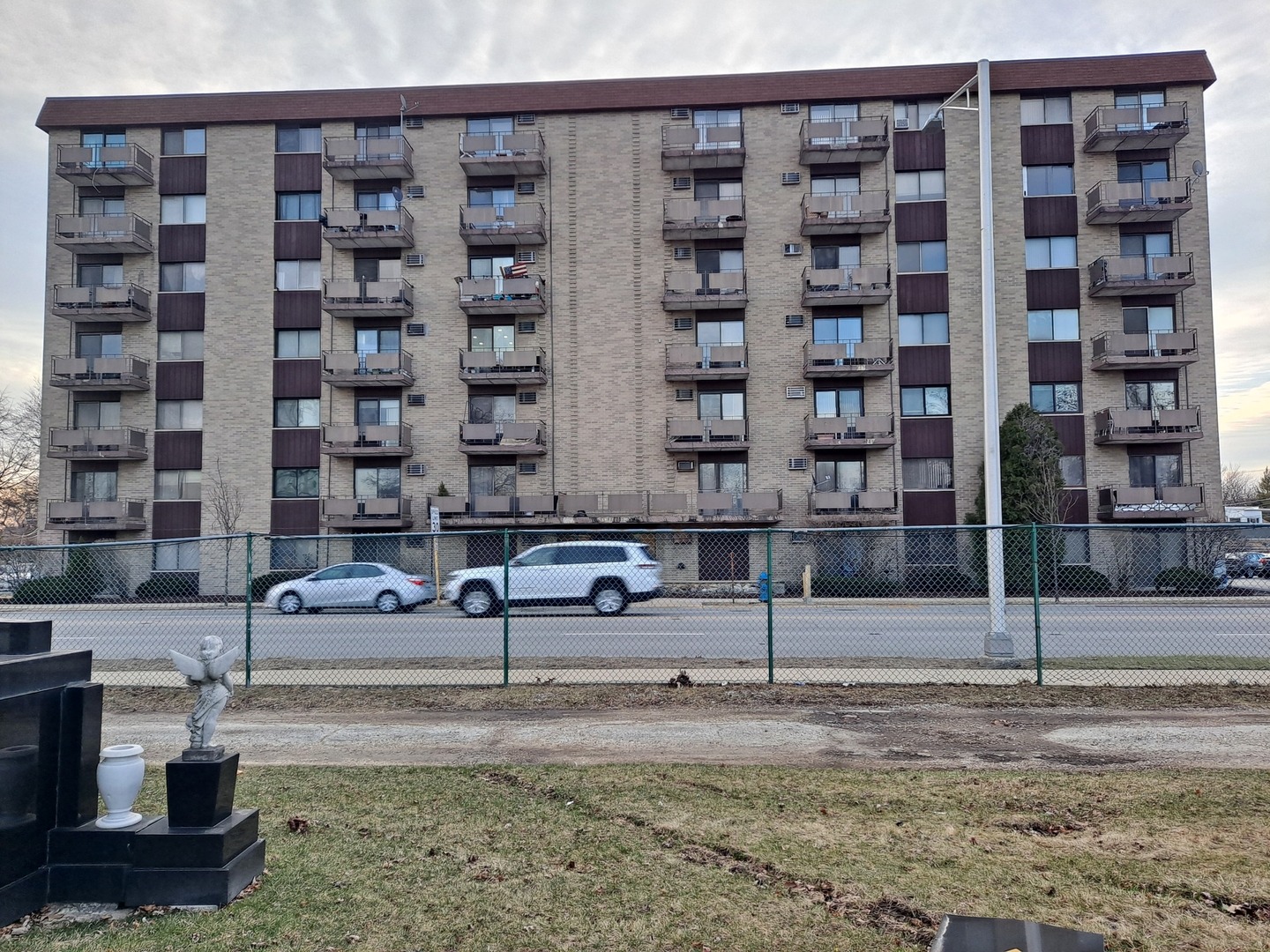 Des Plaines Ave, Forest Park, IL 60130 #1