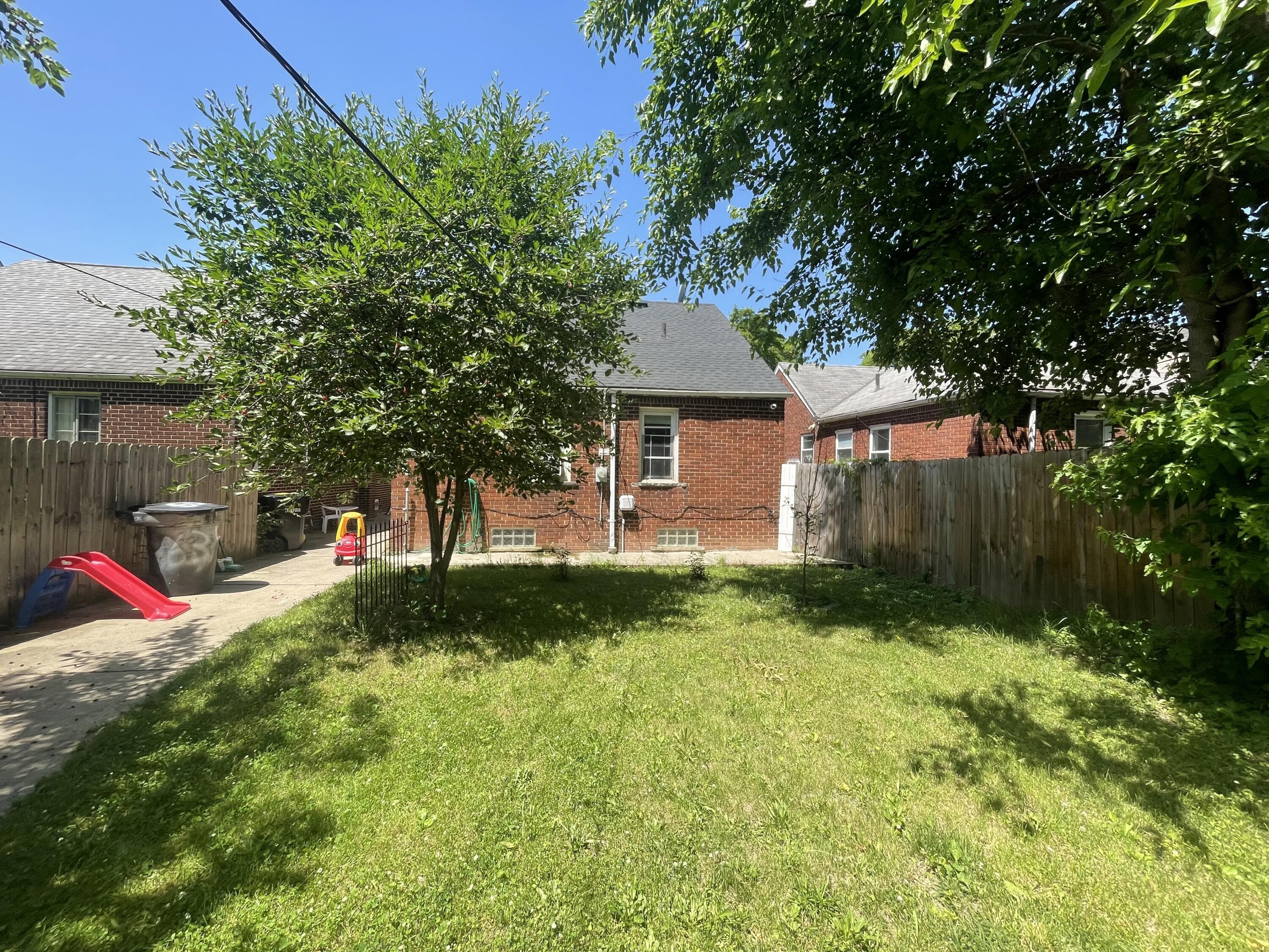 Grandmont Ave, Detroit, MI 48228 #1