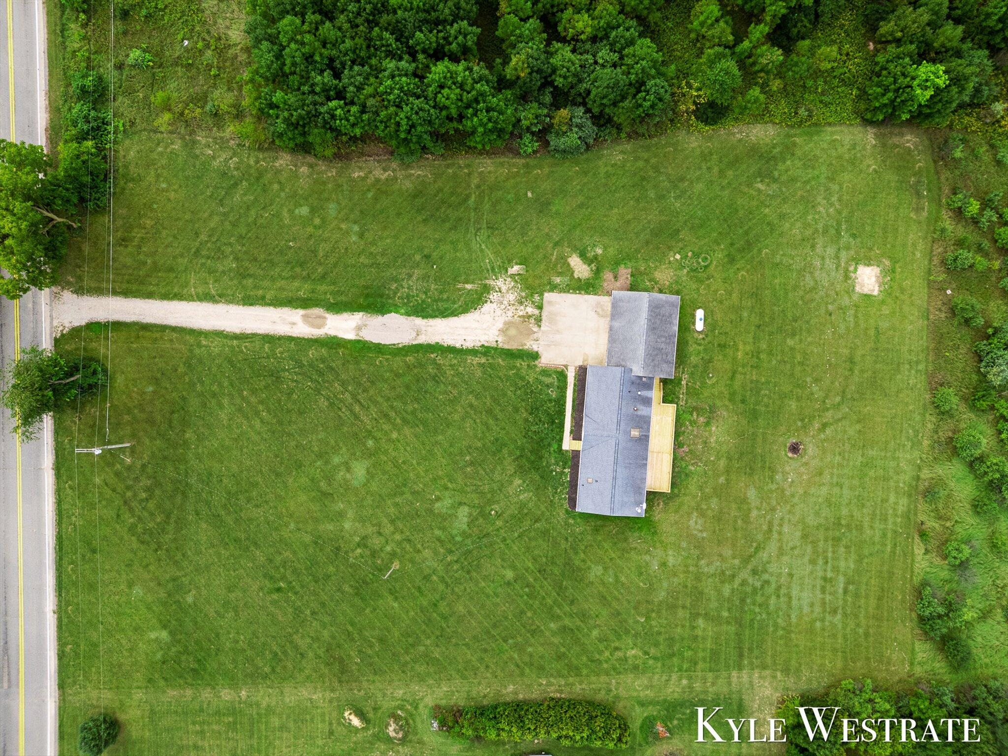 Steffensen St, Gowen, MI 49326