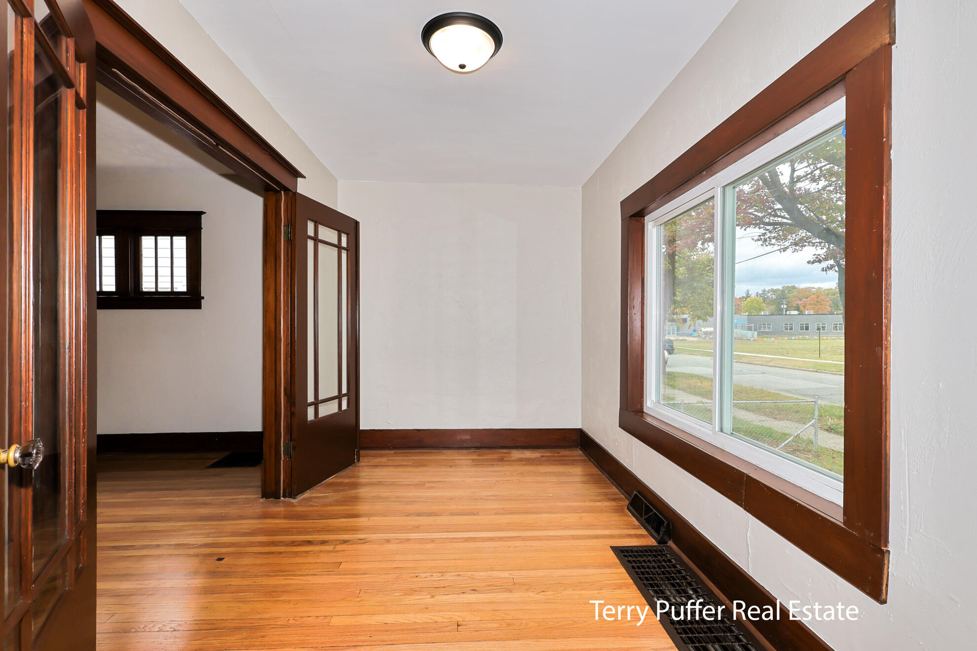 7th St, Muskegon, MI 49441 #1