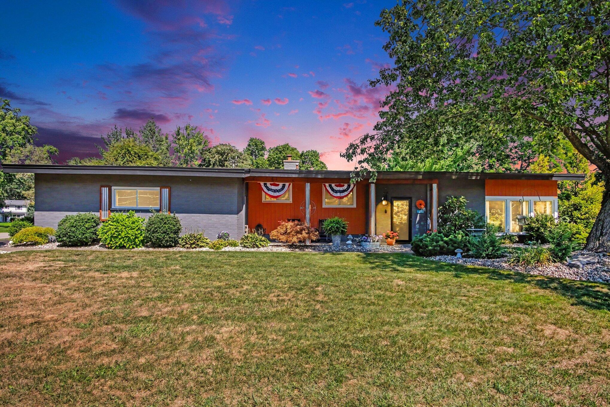 Blythefield Ave, Rockford, MI 49341