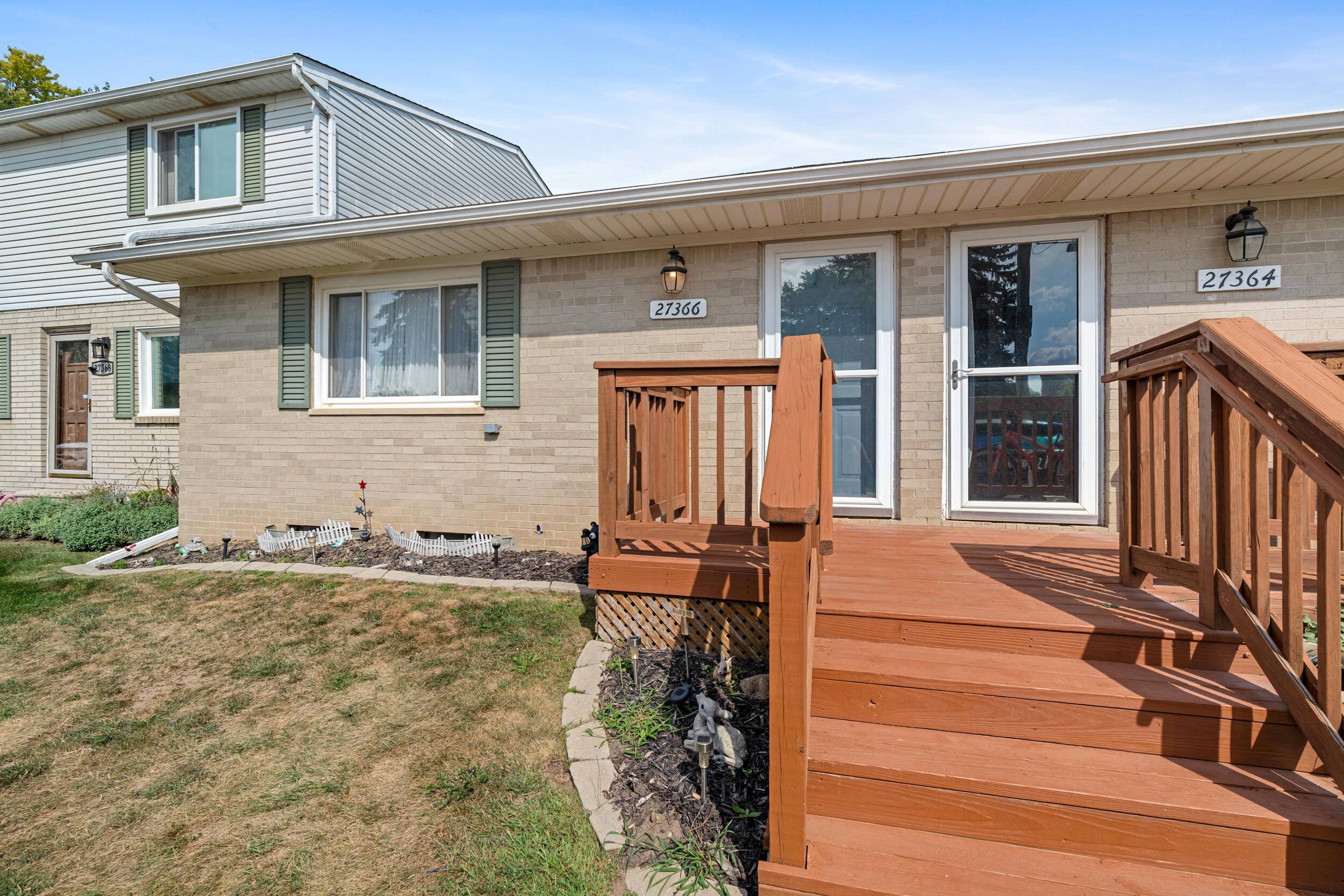 Spaulding Rd, New Hudson, MI 48165