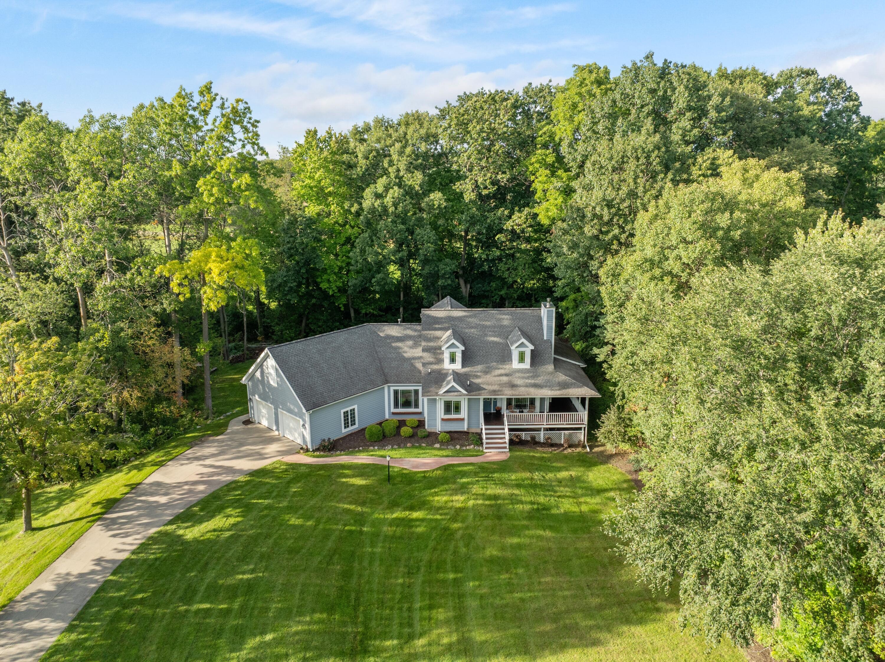 Abby Ln, Caledonia, MI 49316