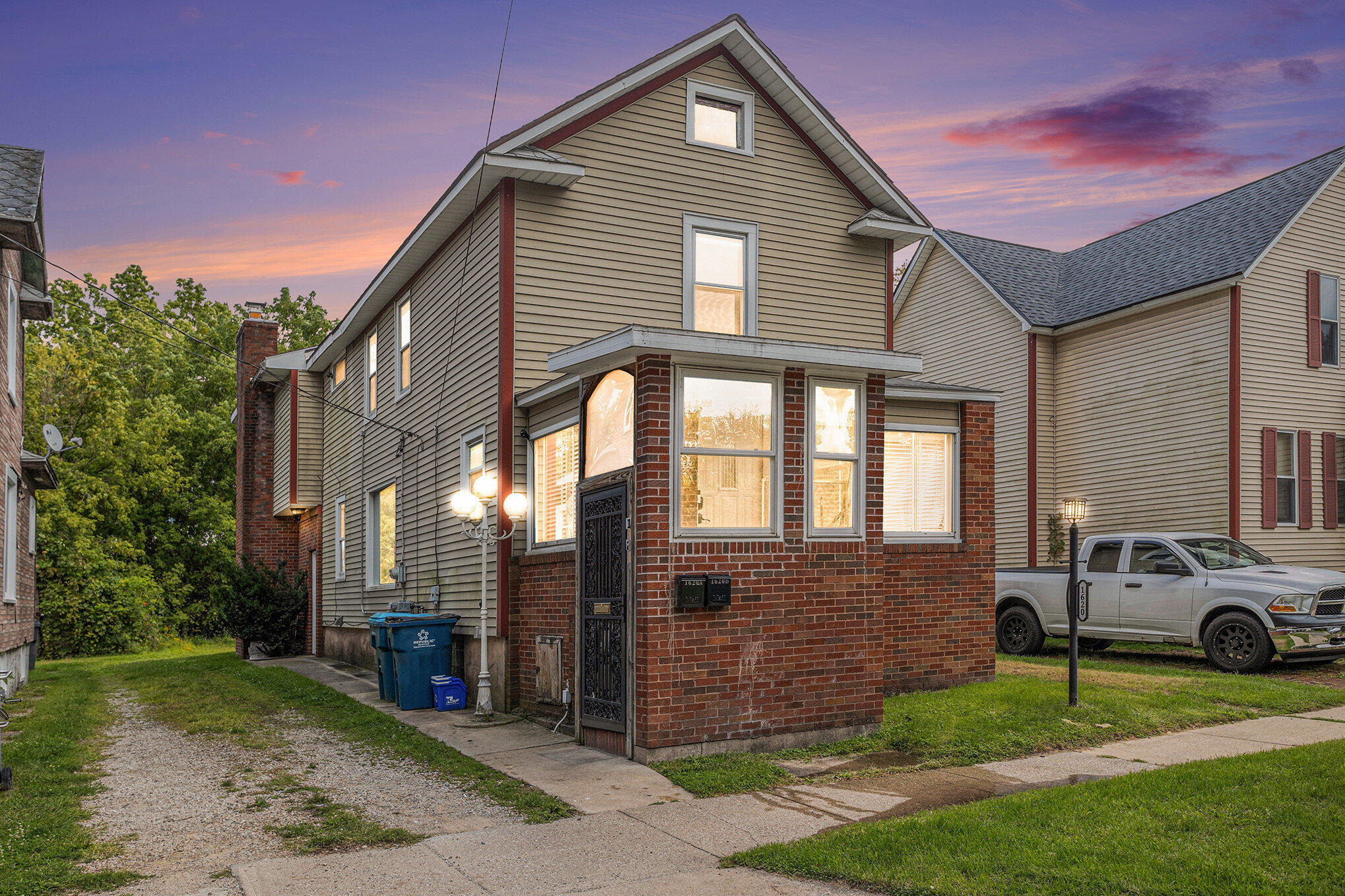 Edwards St, Kalamazoo, MI 49007