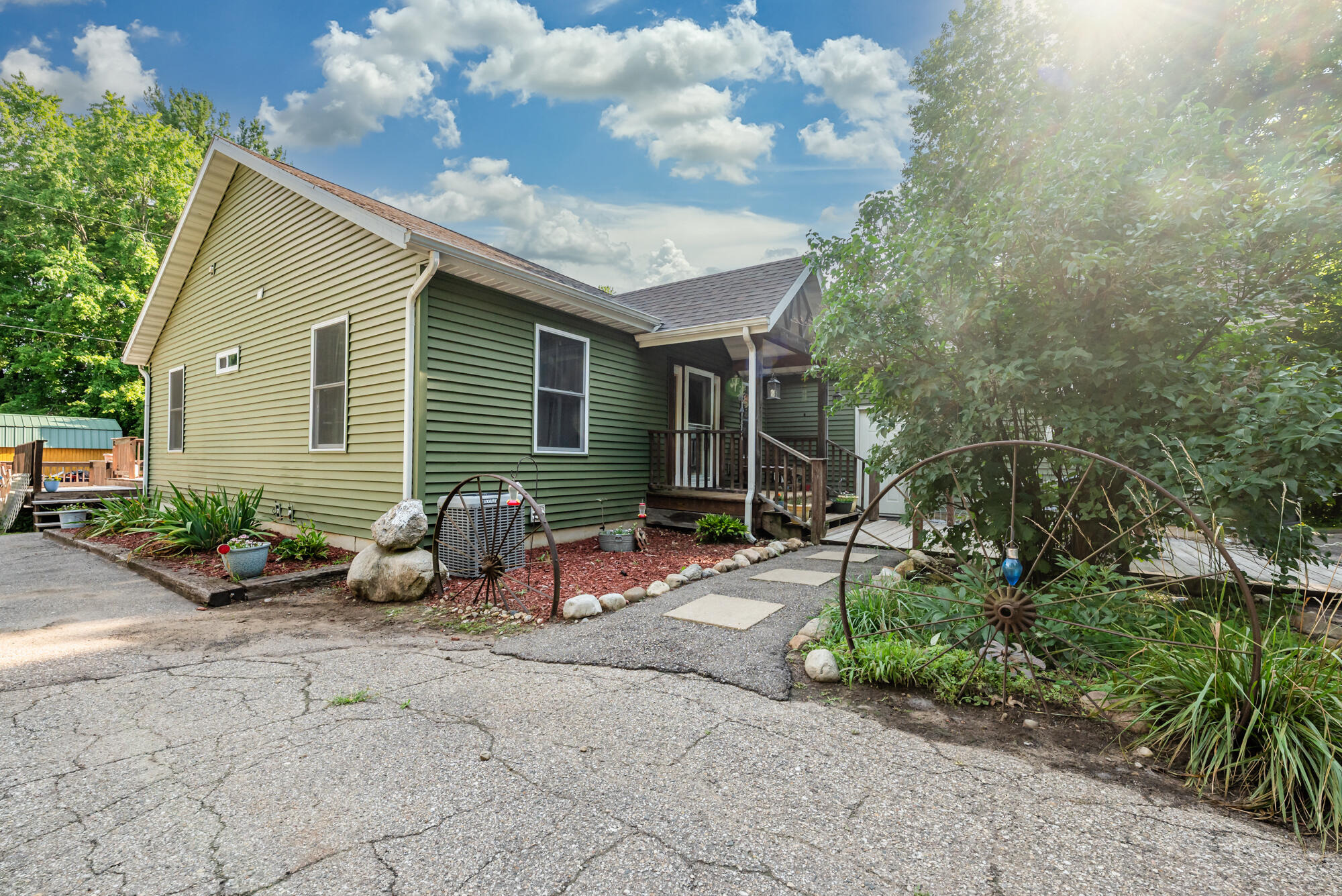 Little Glendora Rd, Buchanan, MI 49107 #1