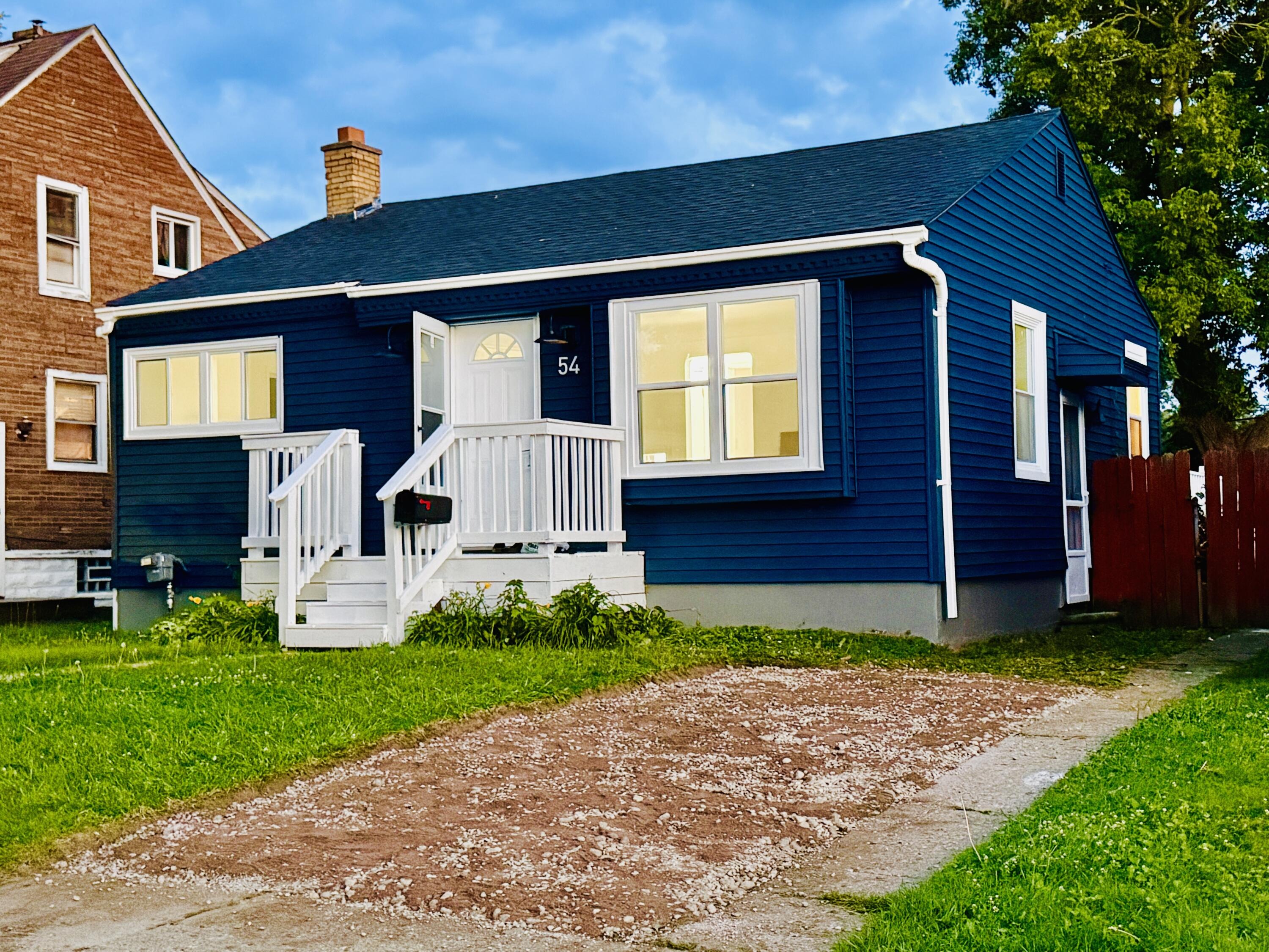 Fairmount Ave, Pontiac, MI 48340