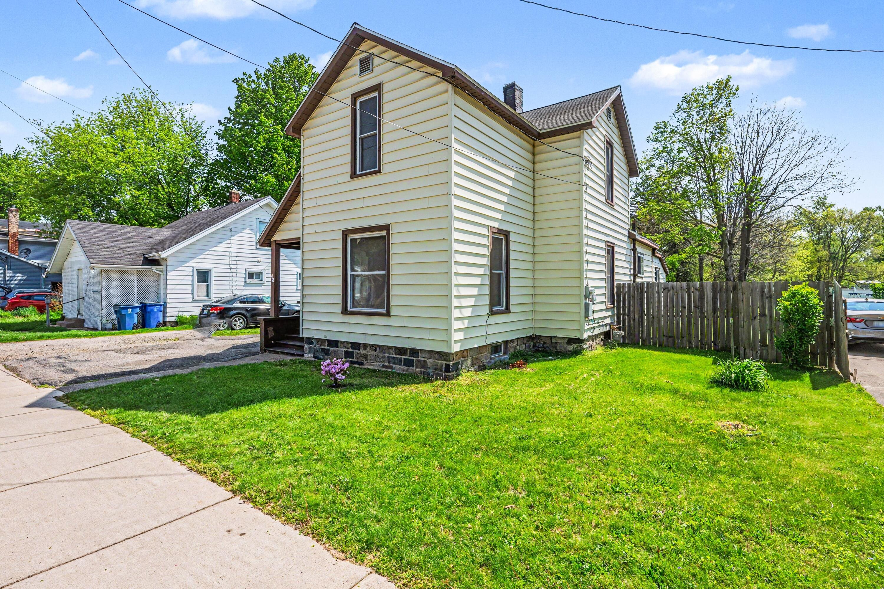 Jefferson St, Coldwater, MI 49036 #1