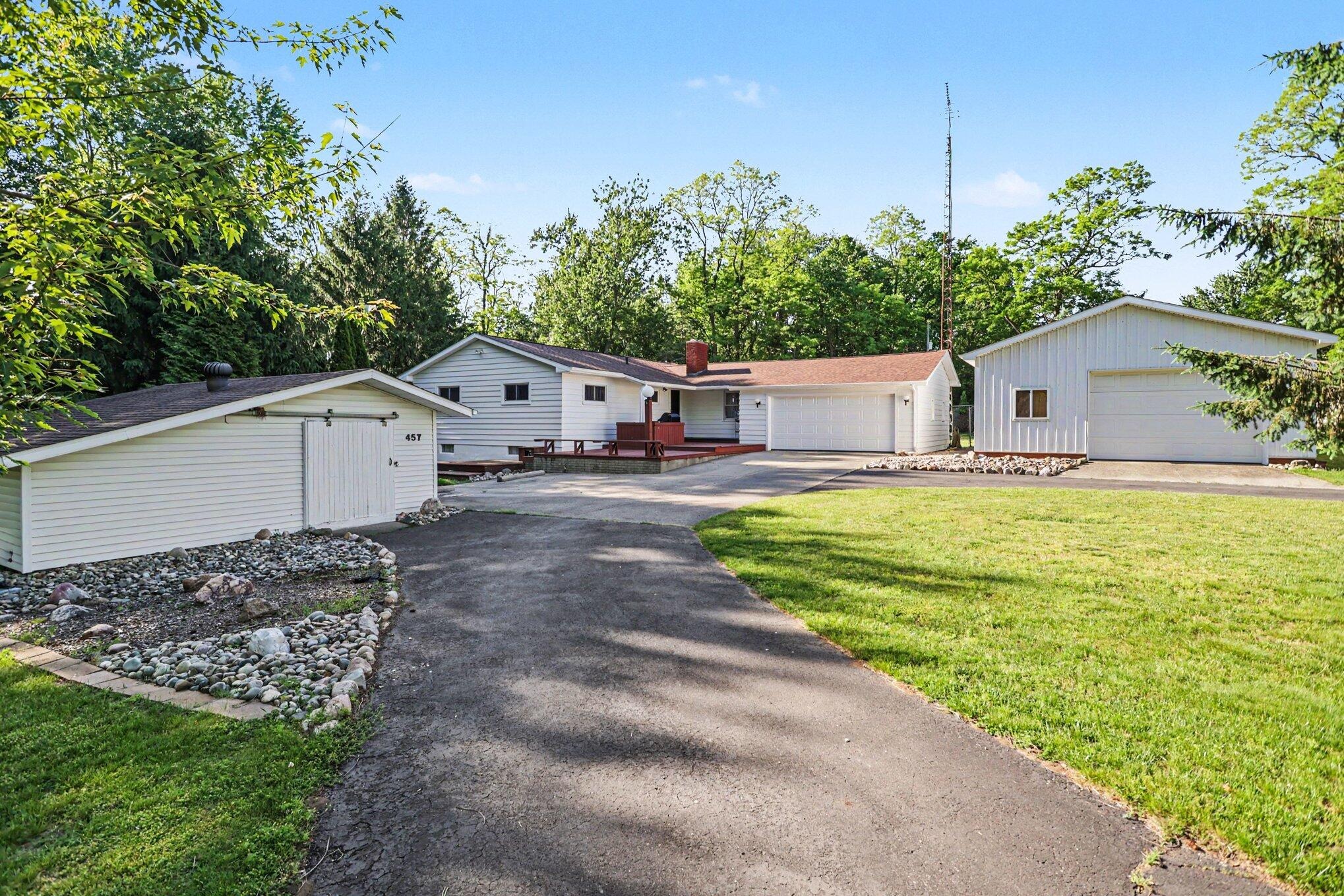 Hardwood Dr, Coldwater, MI 49036