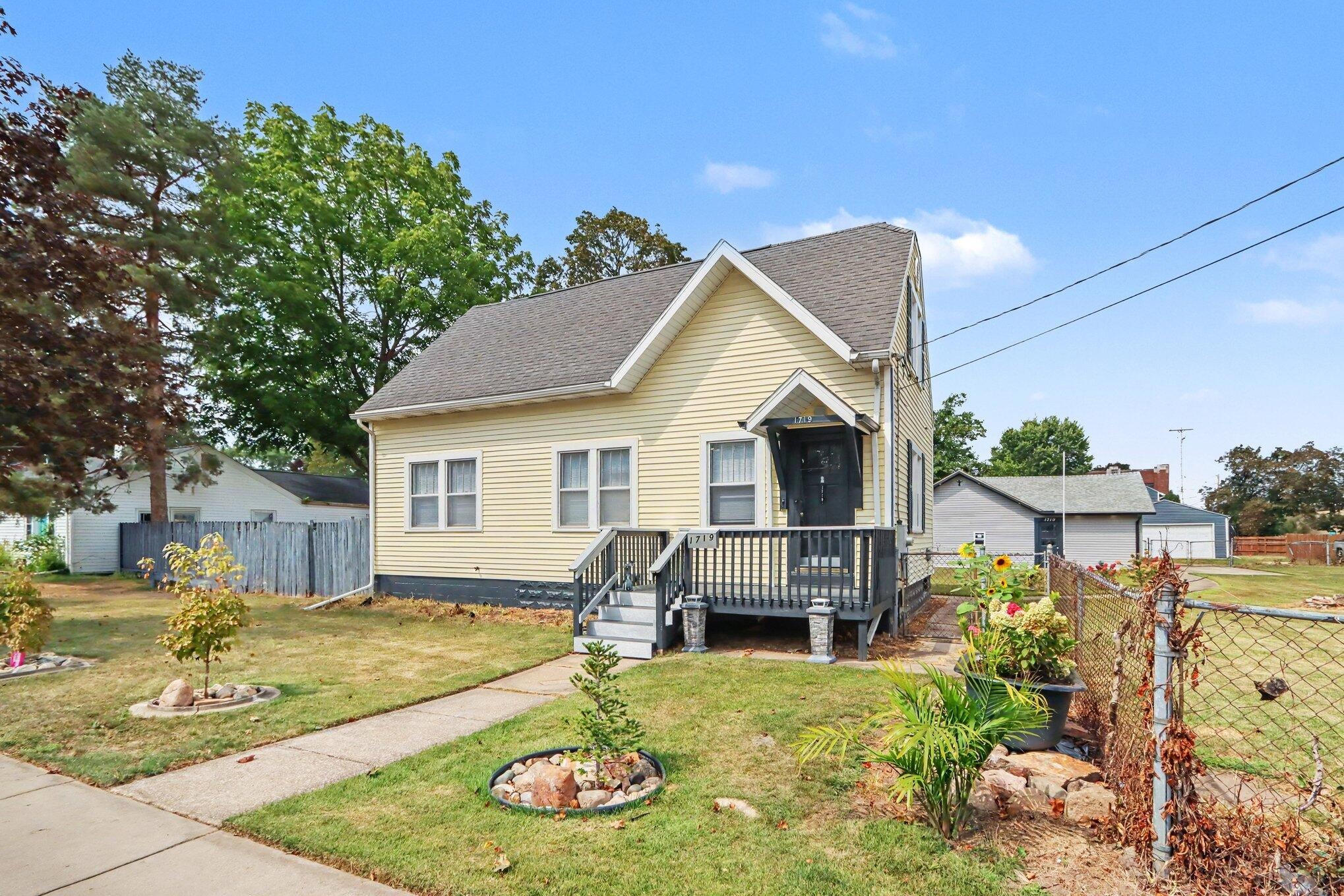 Palmer Ave, Kalamazoo, MI 49001