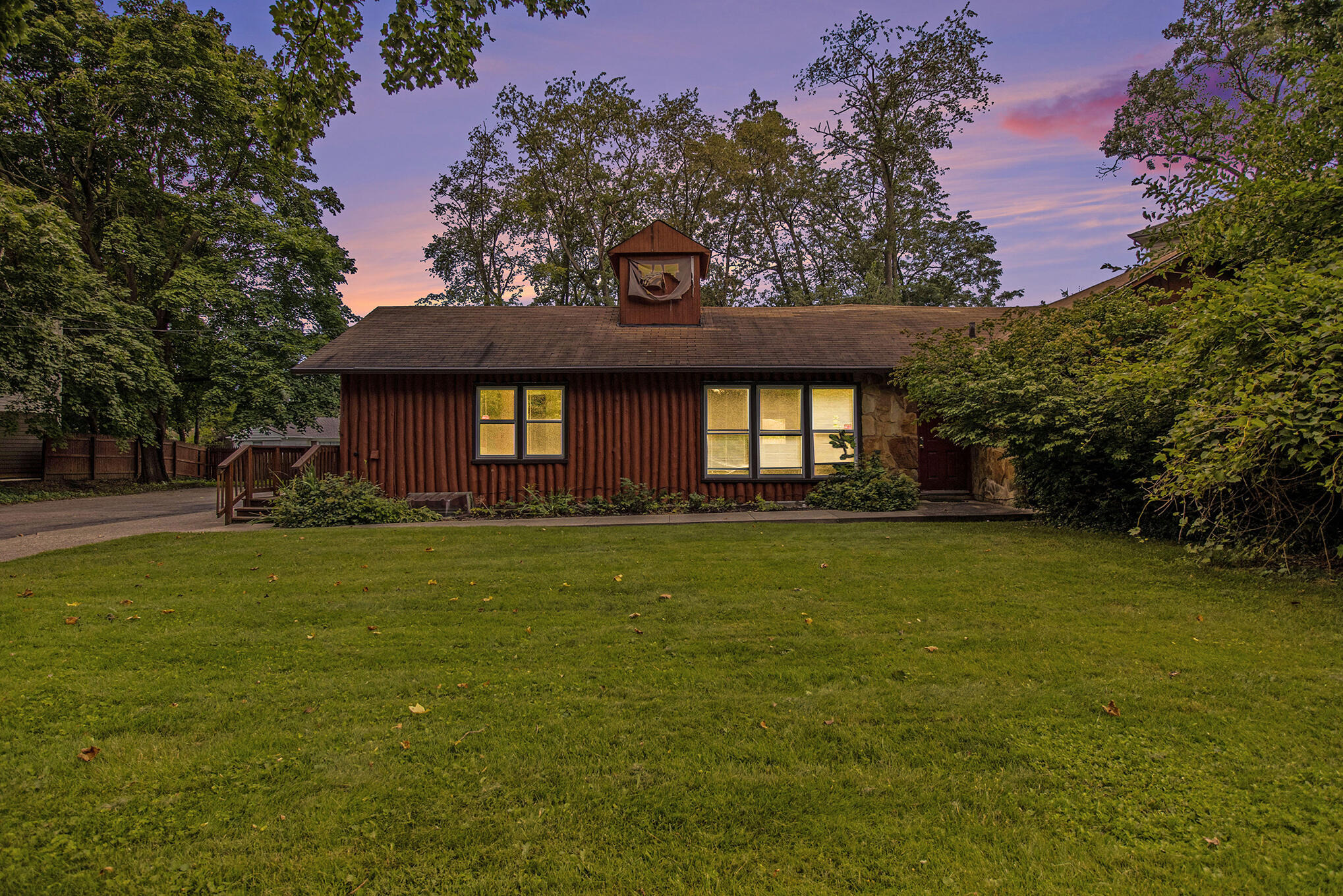 Knollwood Ave, Kalamazoo, MI 49006