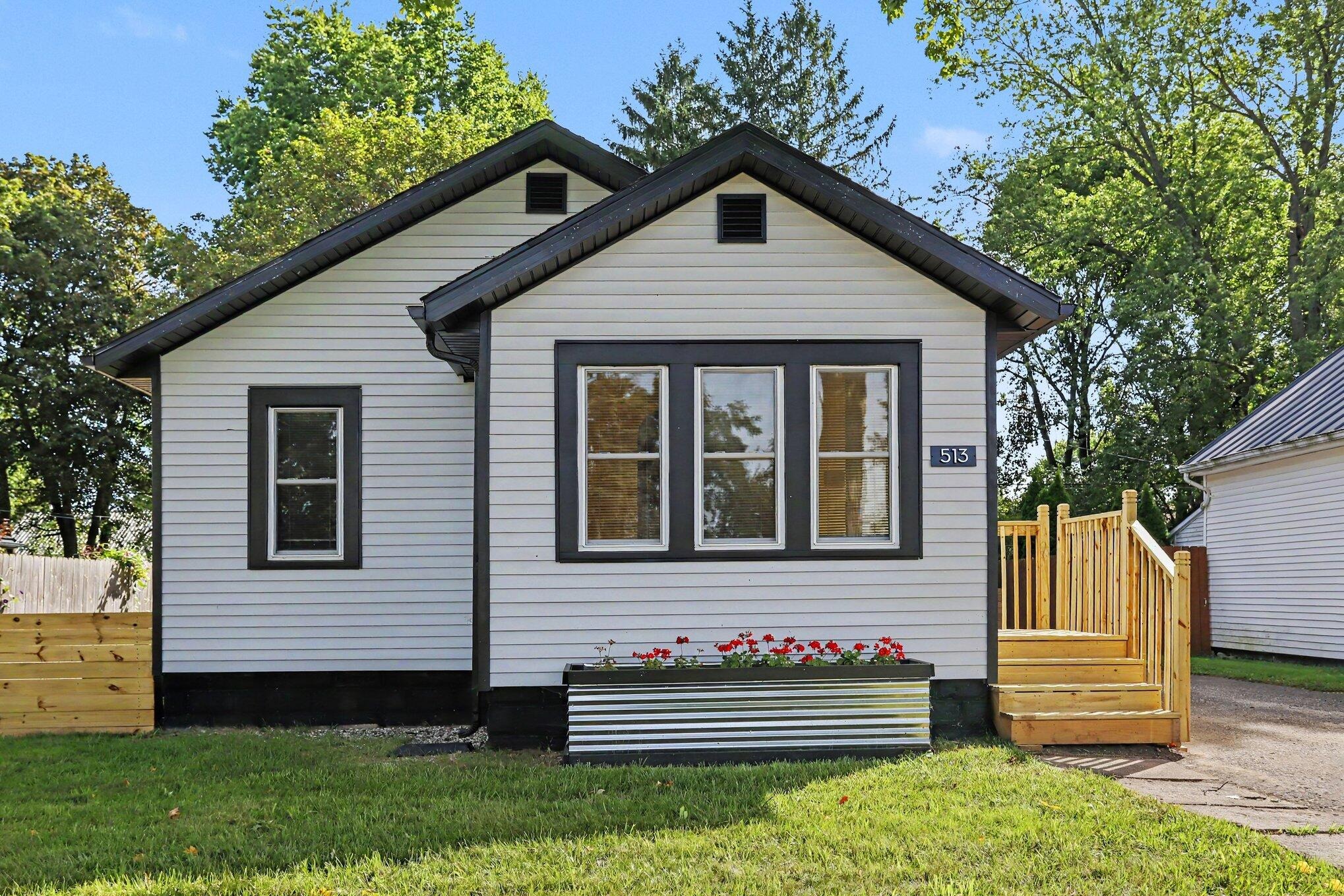 4th St, Sturgis, MI 49091