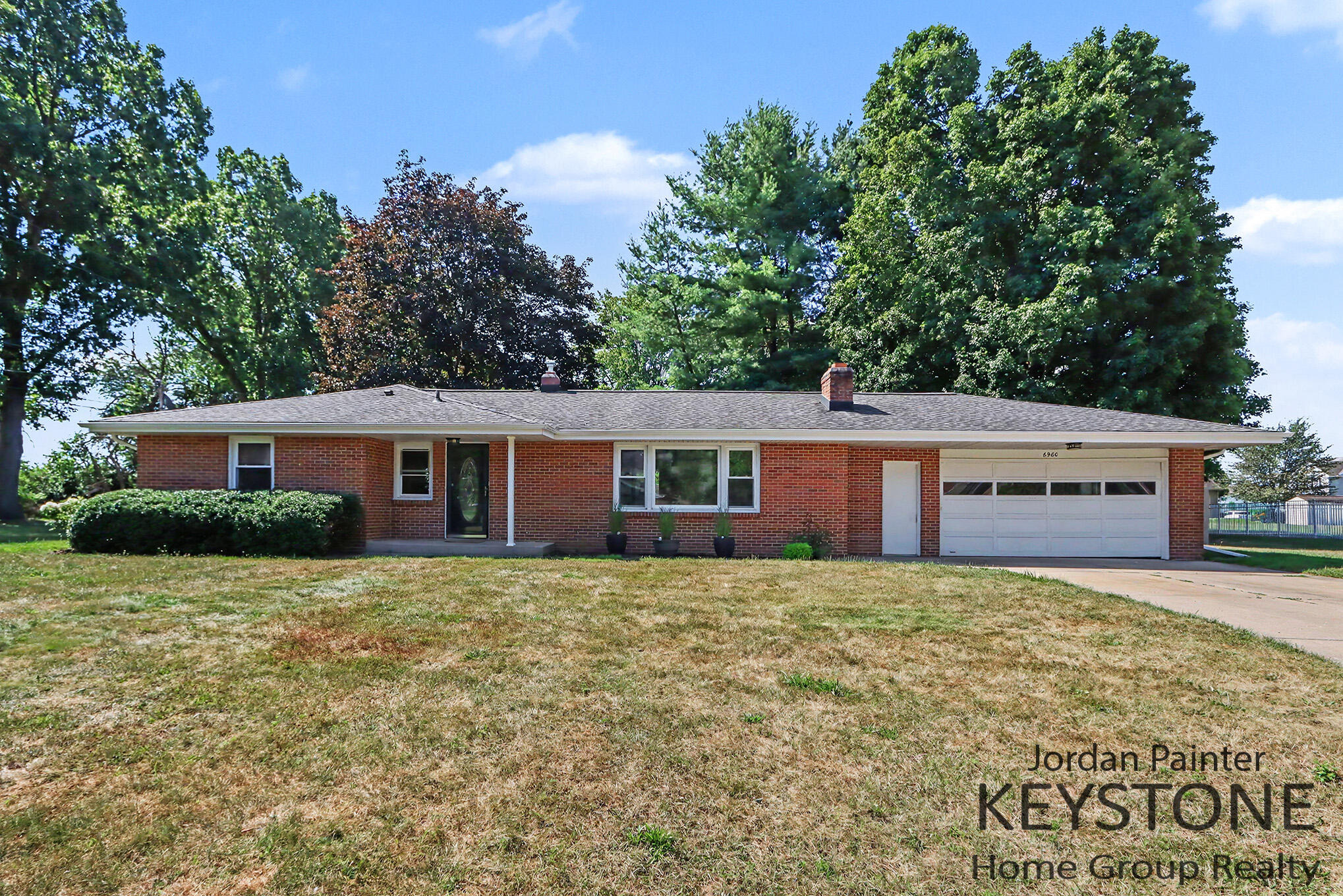 Duncan Ave, Kalamazoo, MI 49048
