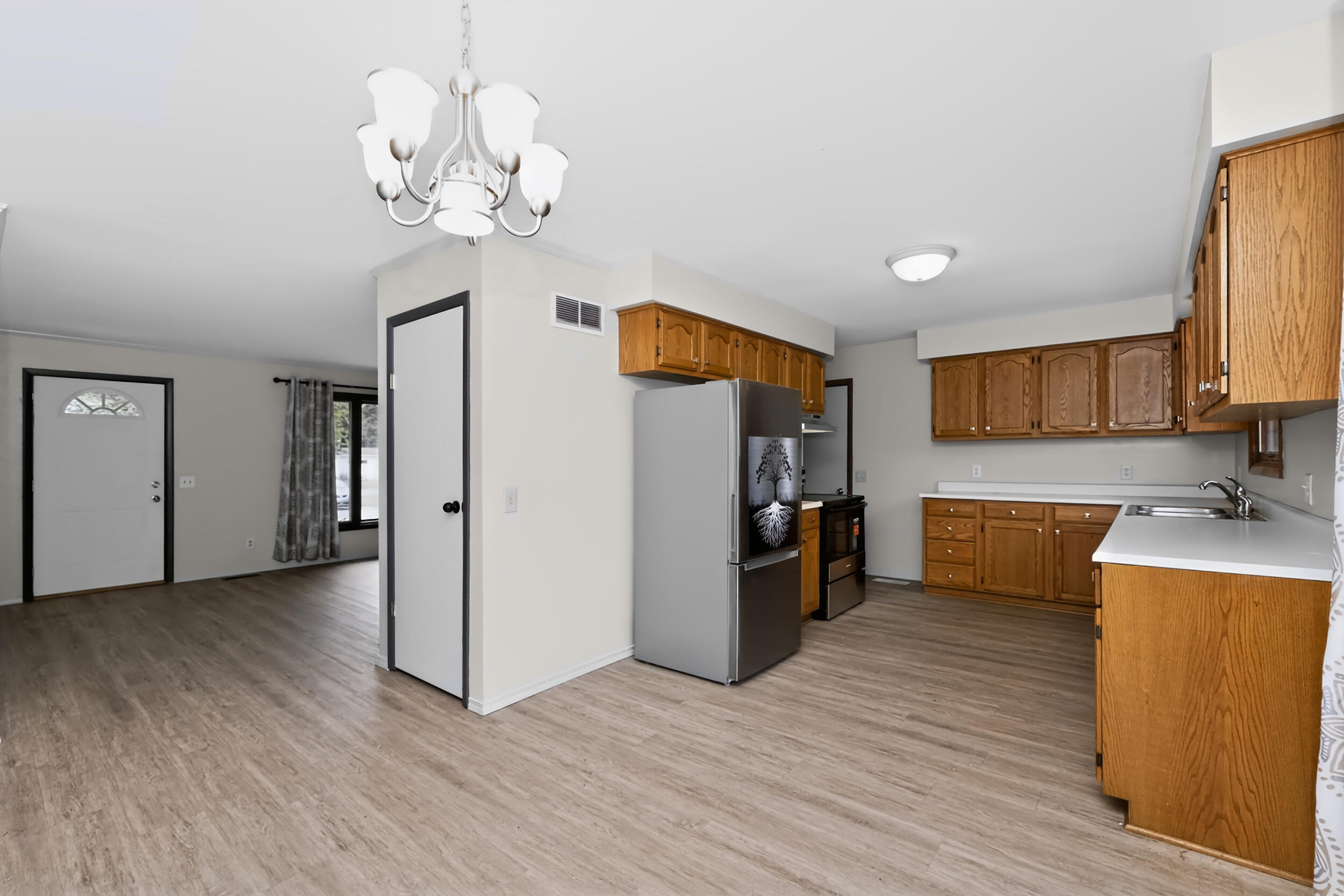 Dennis Dr, Niles, MI 49120