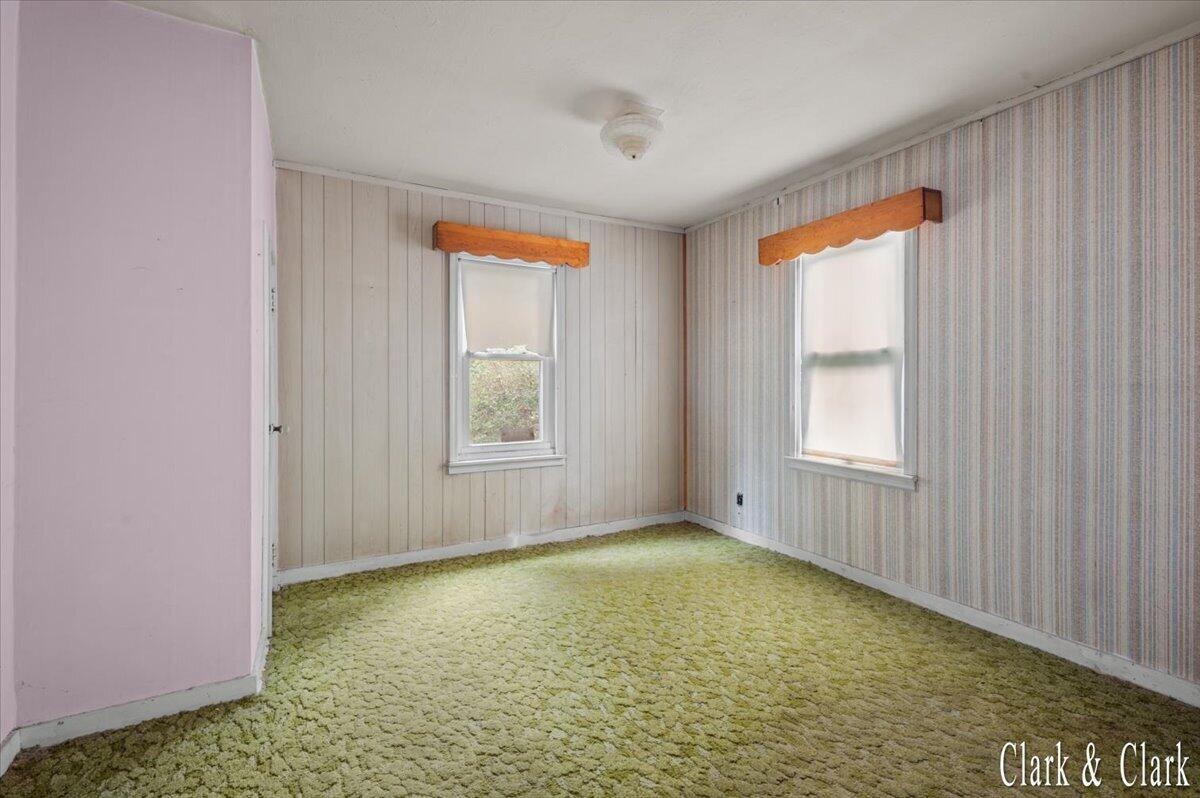 Northland Dr, Rockford, MI 49341