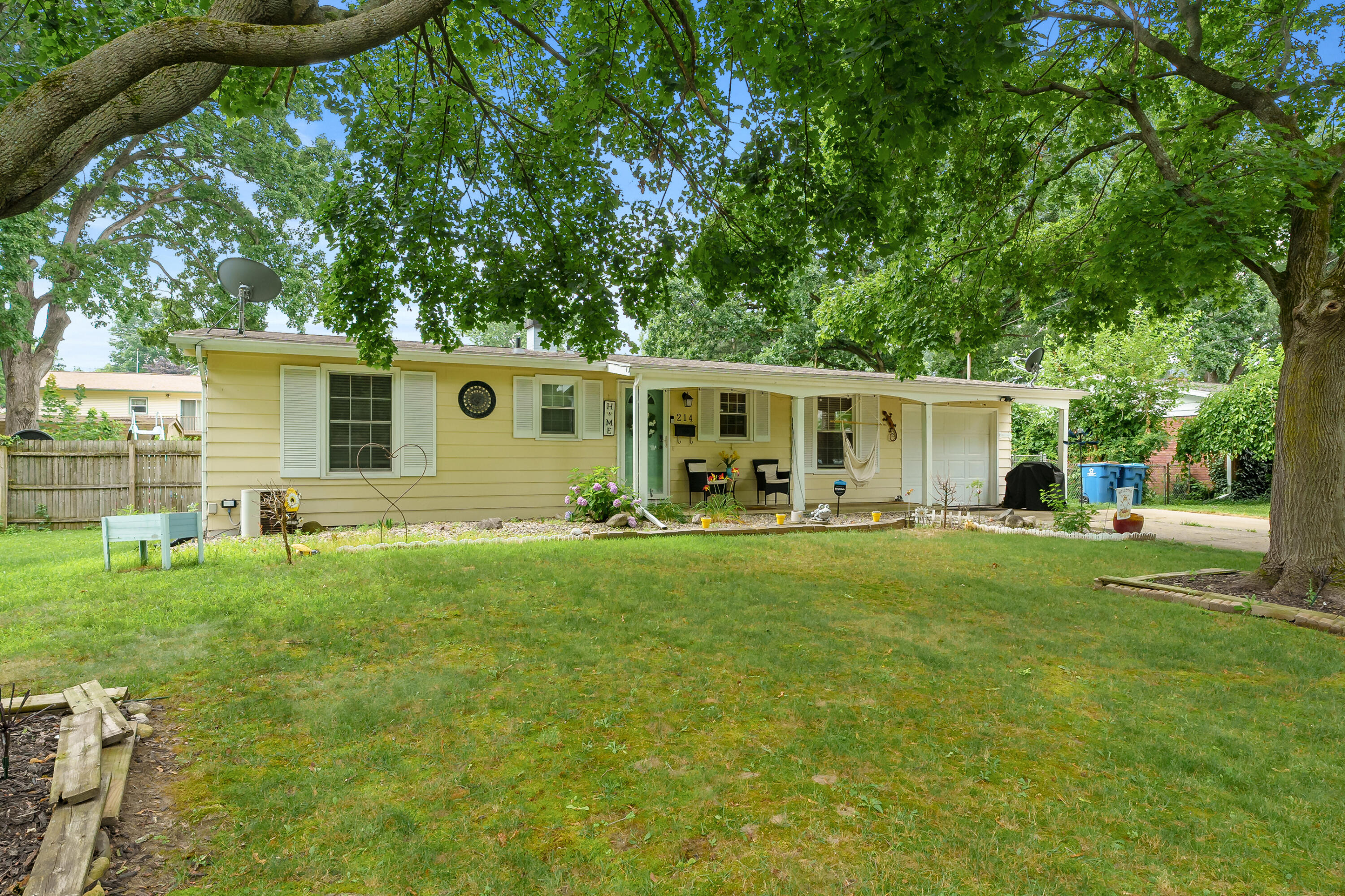 Morningside Dr, Battle Creek, MI 49015