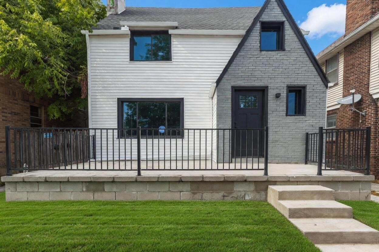 Lawrence St, Detroit, MI 48206 #1