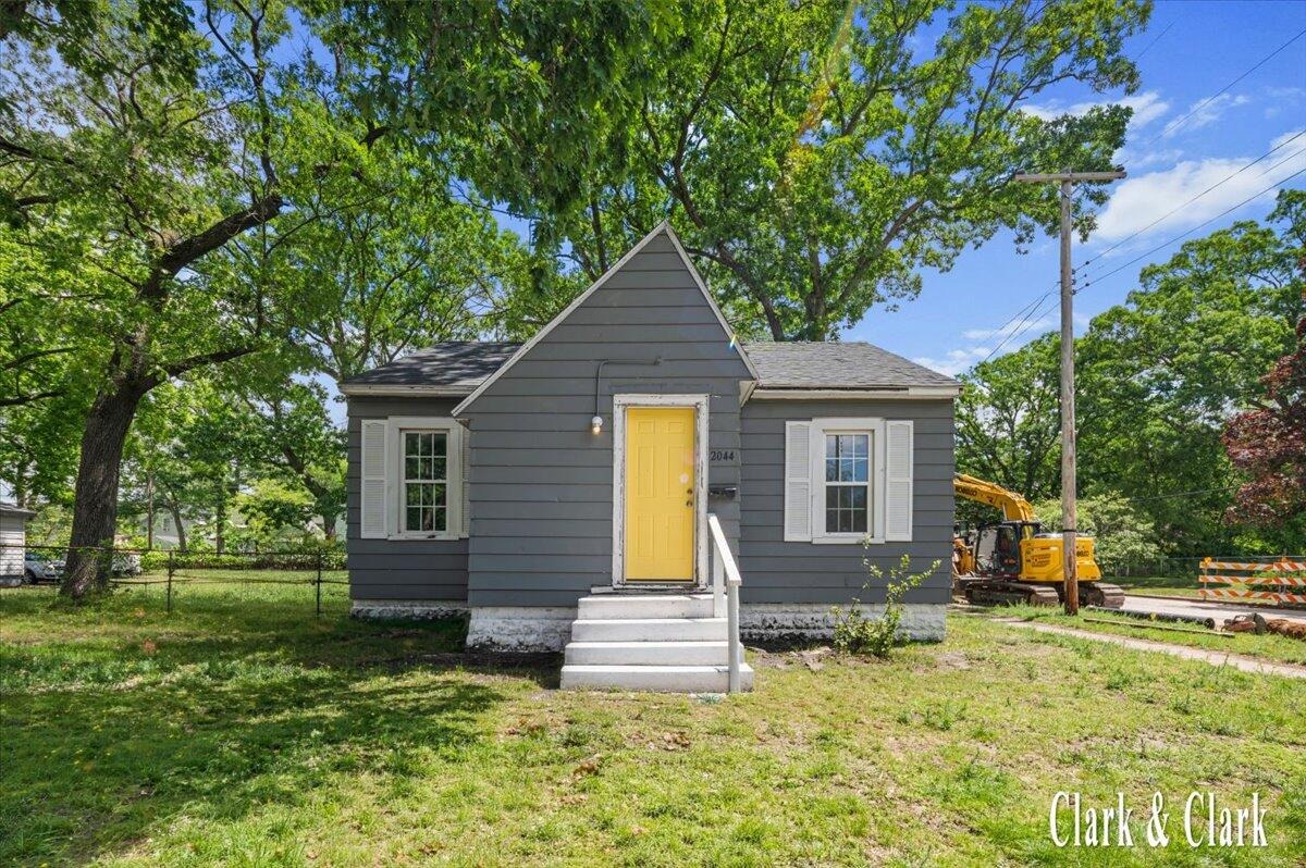 Wood St, Muskegon, MI 49444