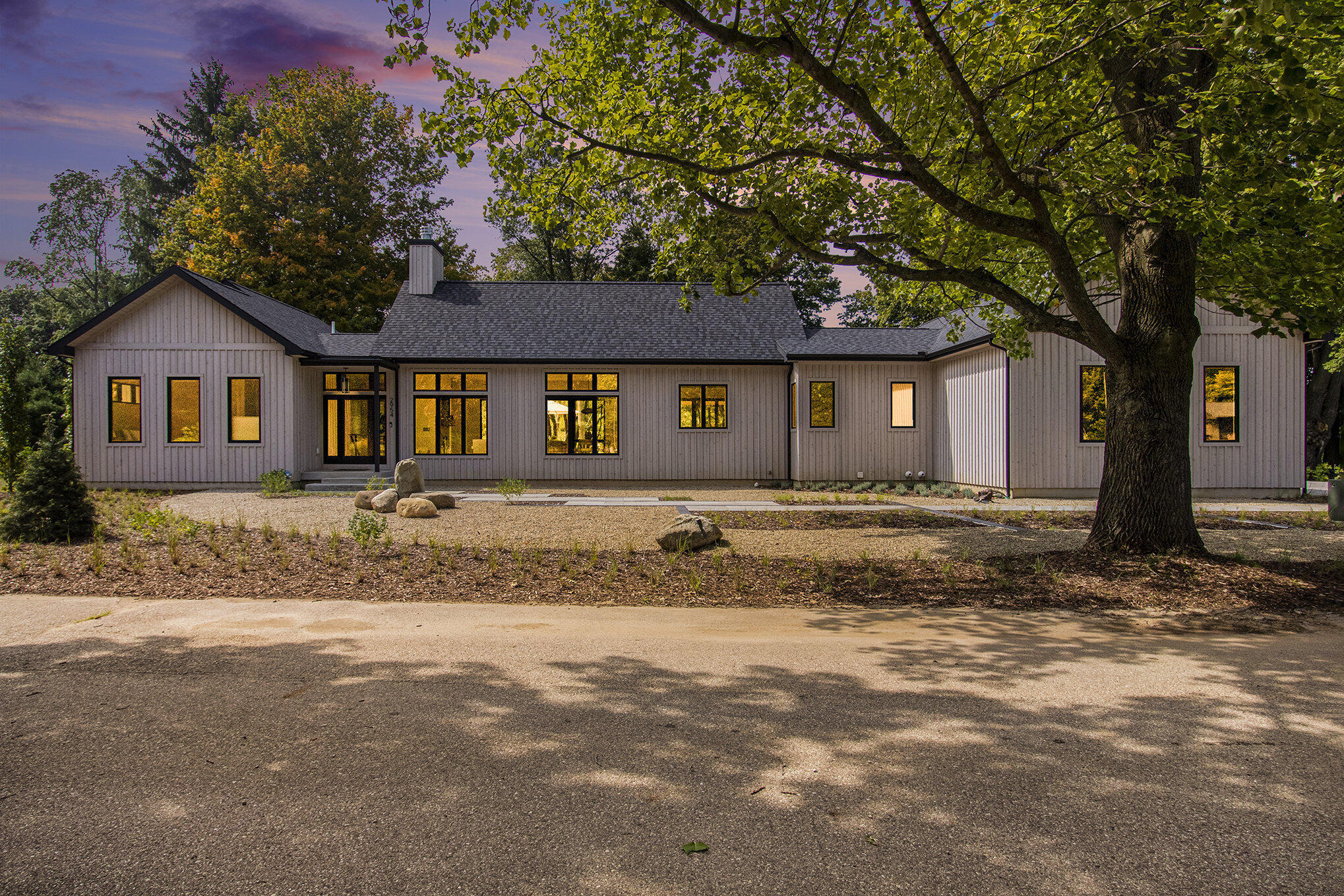 Peach Creek Ct, Fennville, MI 49408