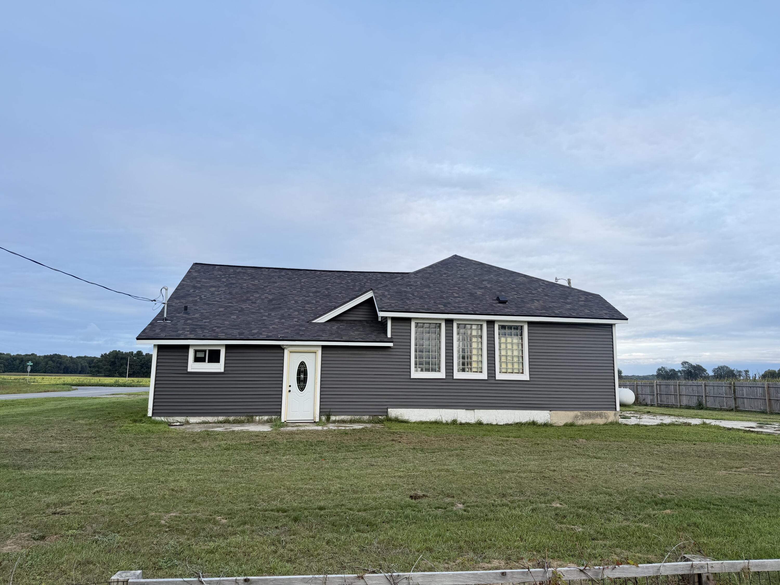 13 Mile Rd, Rockford, MI 49341 #1