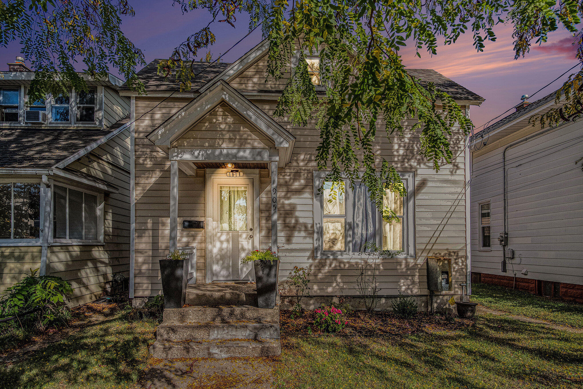 Courtney St, Grand Rapids, MI 49504 #1