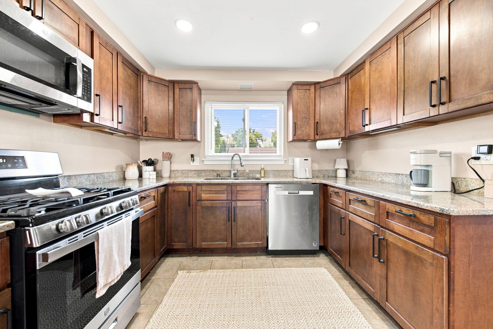 Stephen Ave, Westland, MI 48185 #1